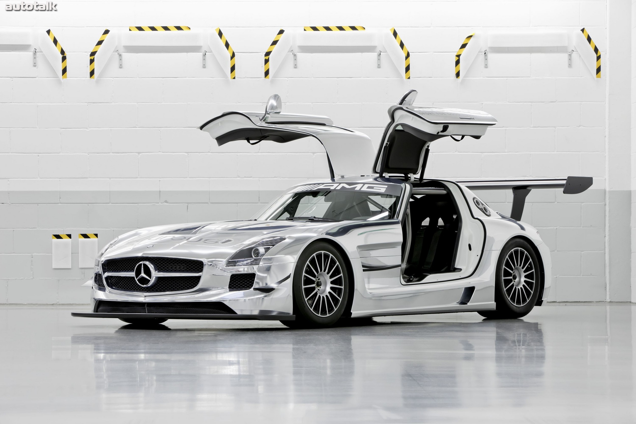 2011 Mercedes-Benz SLS AMG GT3