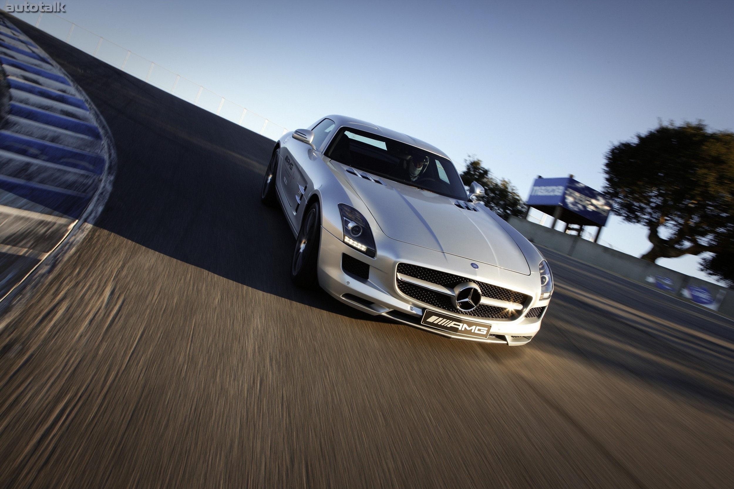 2011 Mercedes-Benz SLS AMG