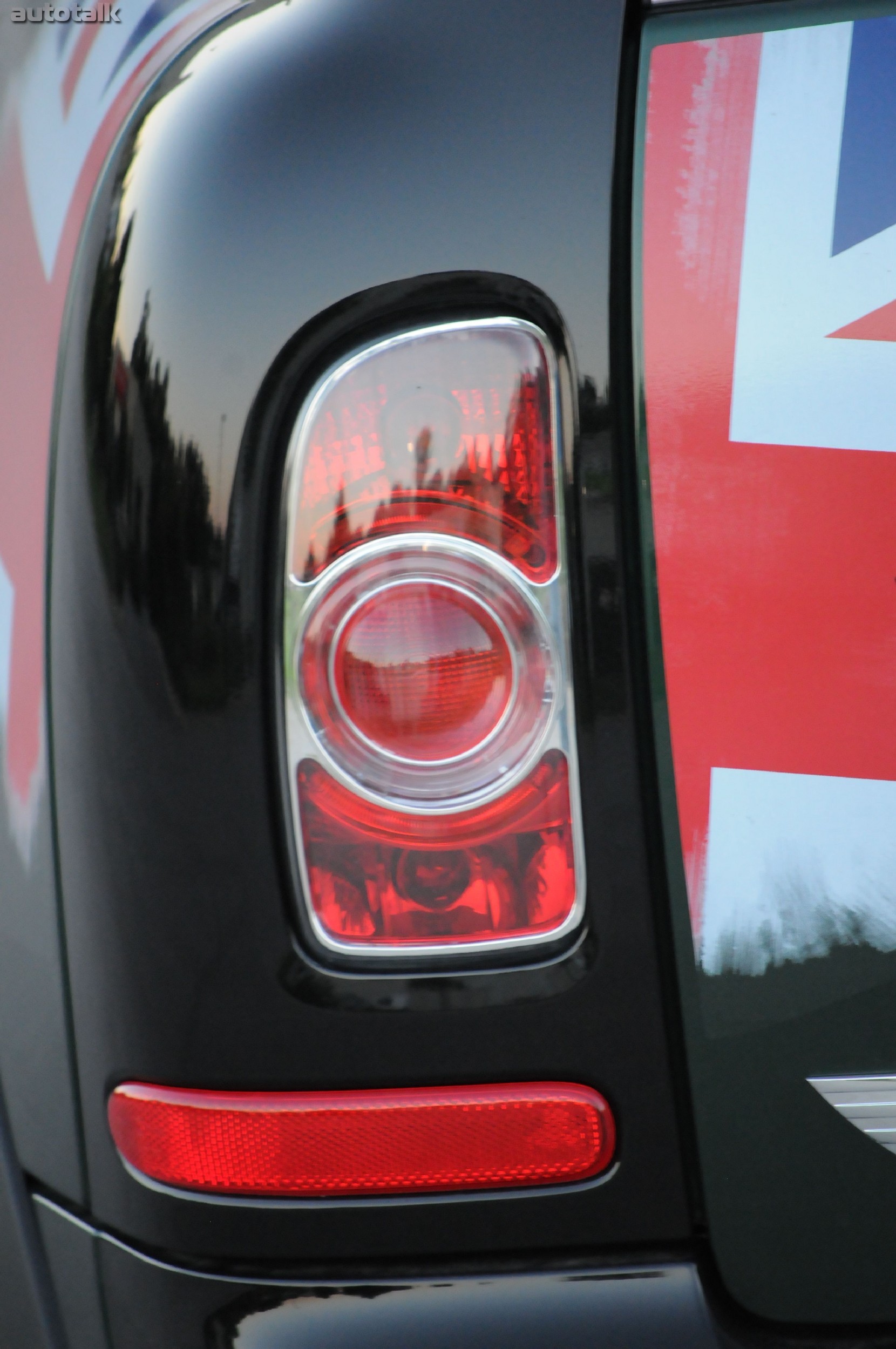 2011 MINI Cooper S Clubman Review