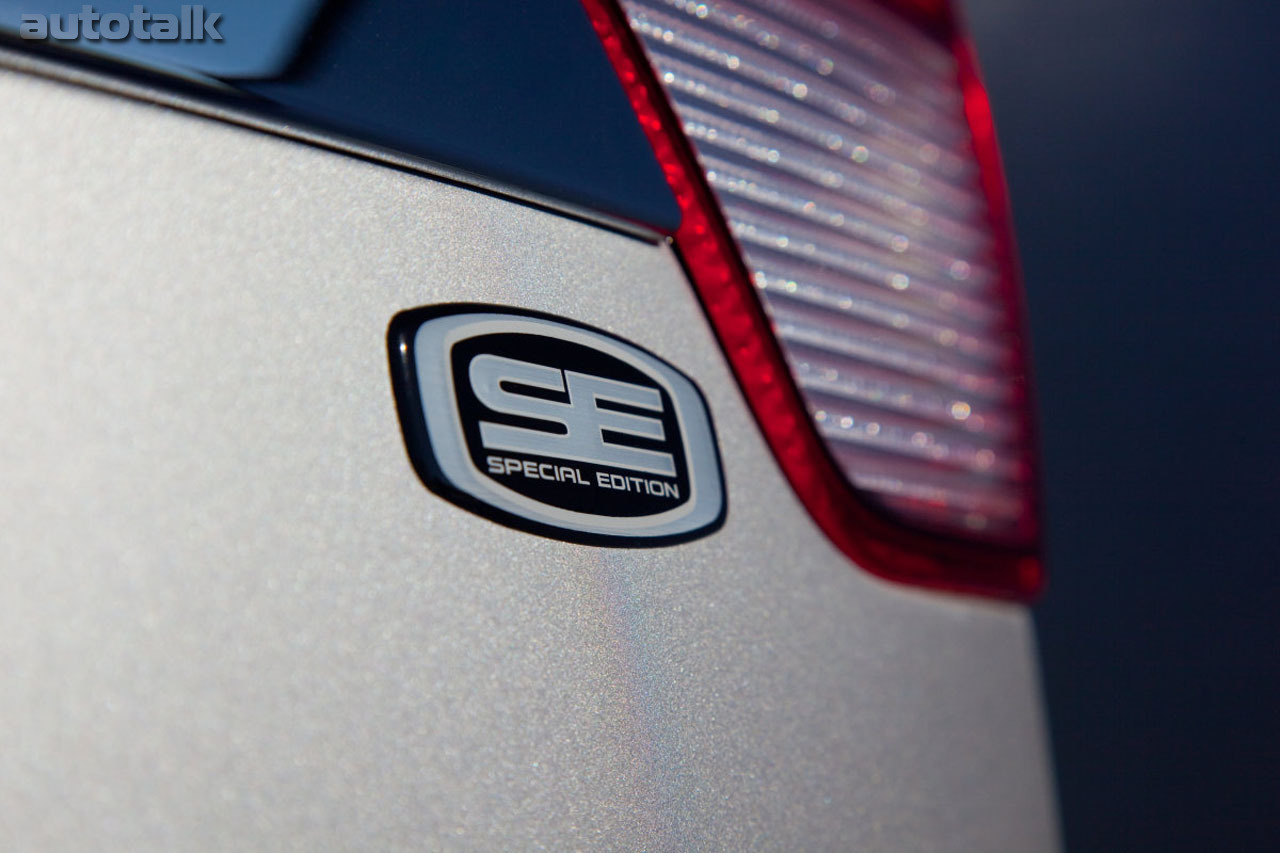 2011 Mitsubishi Endeavor