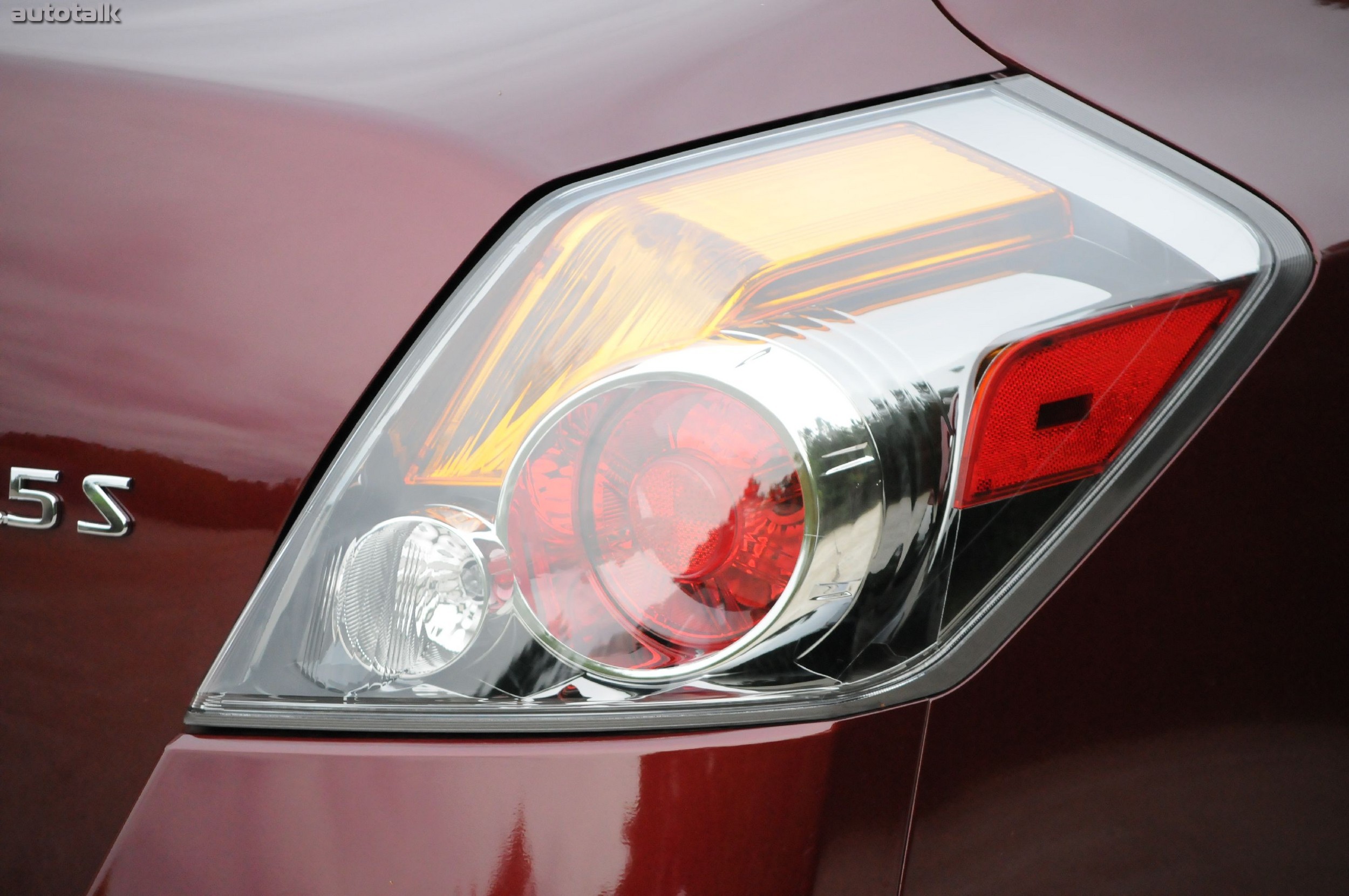 2011 Nissan Altima Review