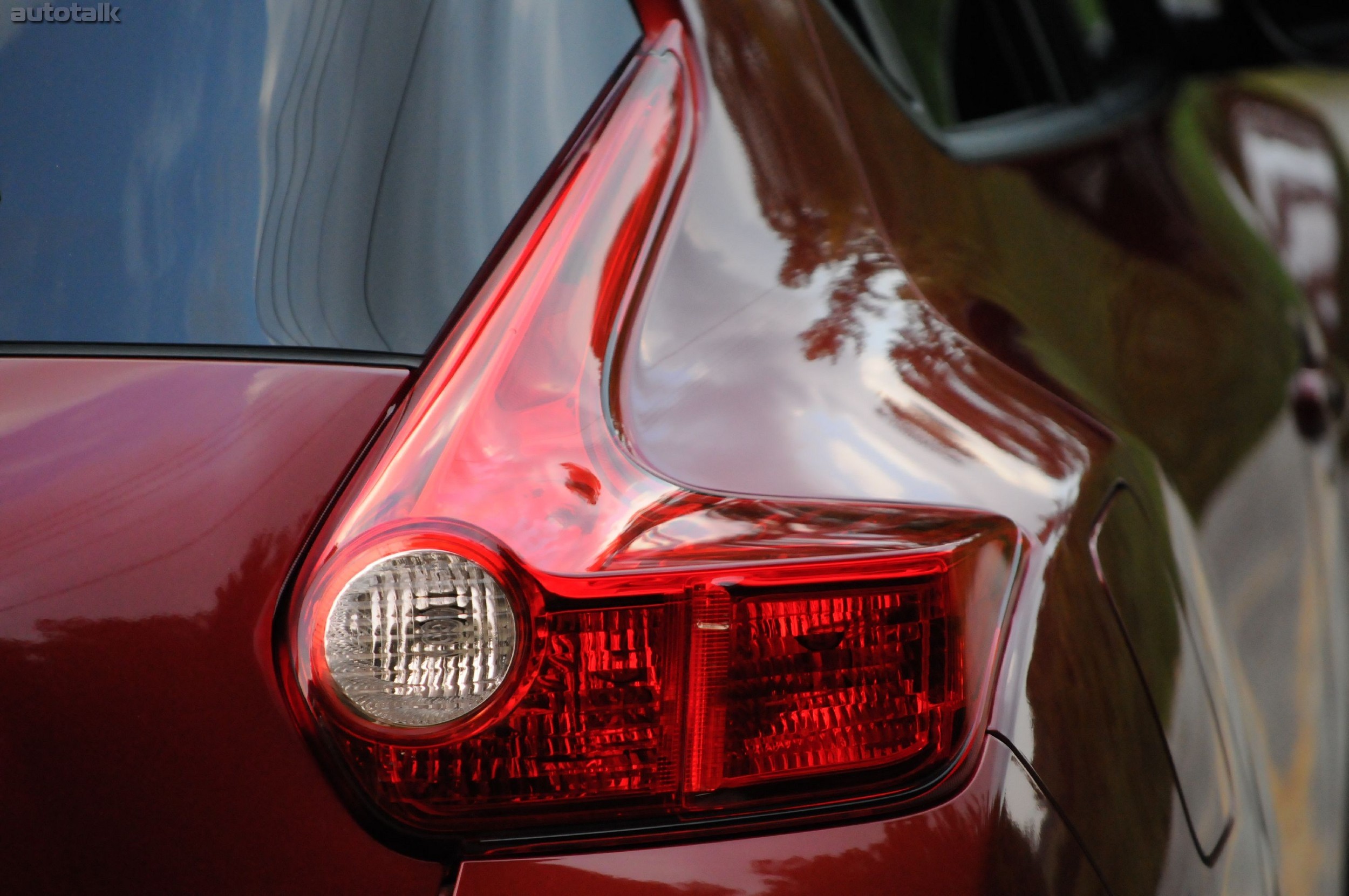 2011 Nissan Juke Review