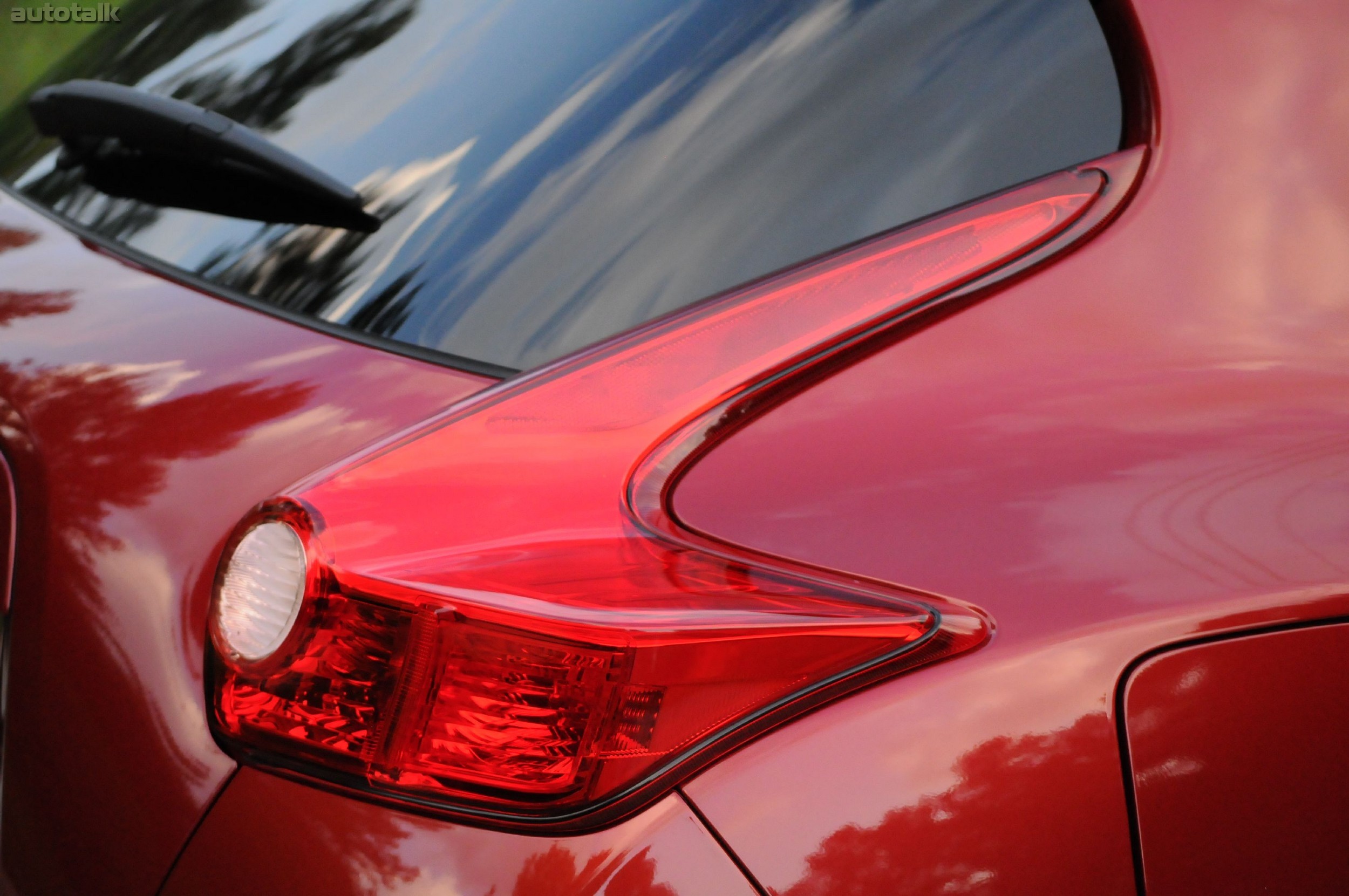 2011 Nissan Juke Review