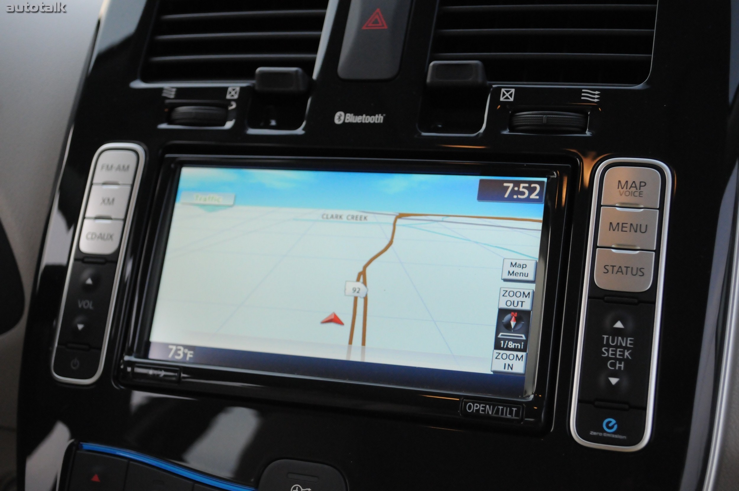 2011 Nissan Leaf Review