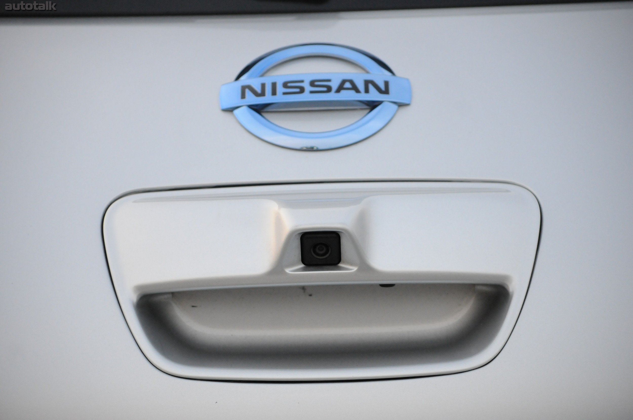 2011 Nissan Leaf Review