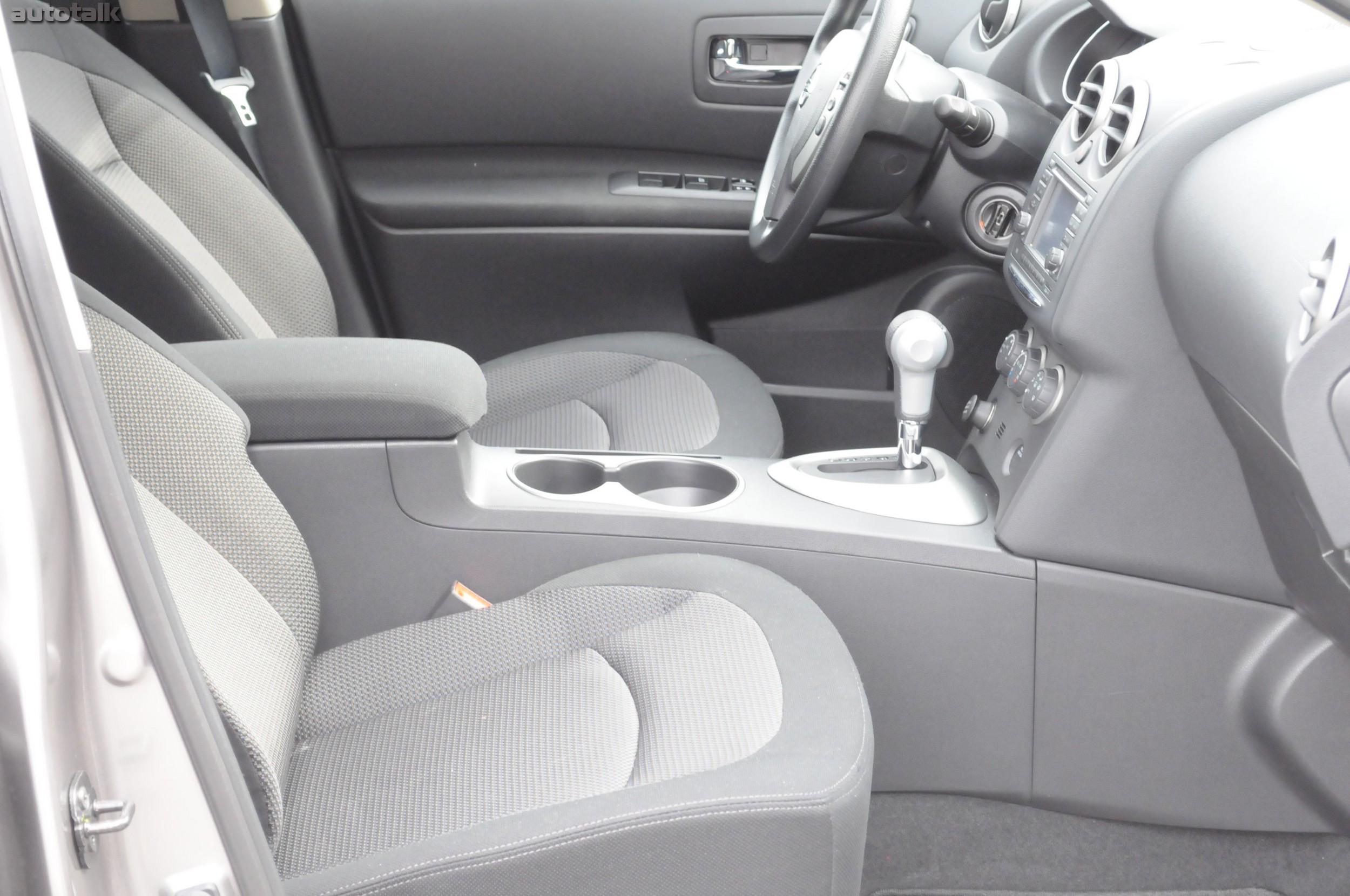 2011 Nissan Rogue Review