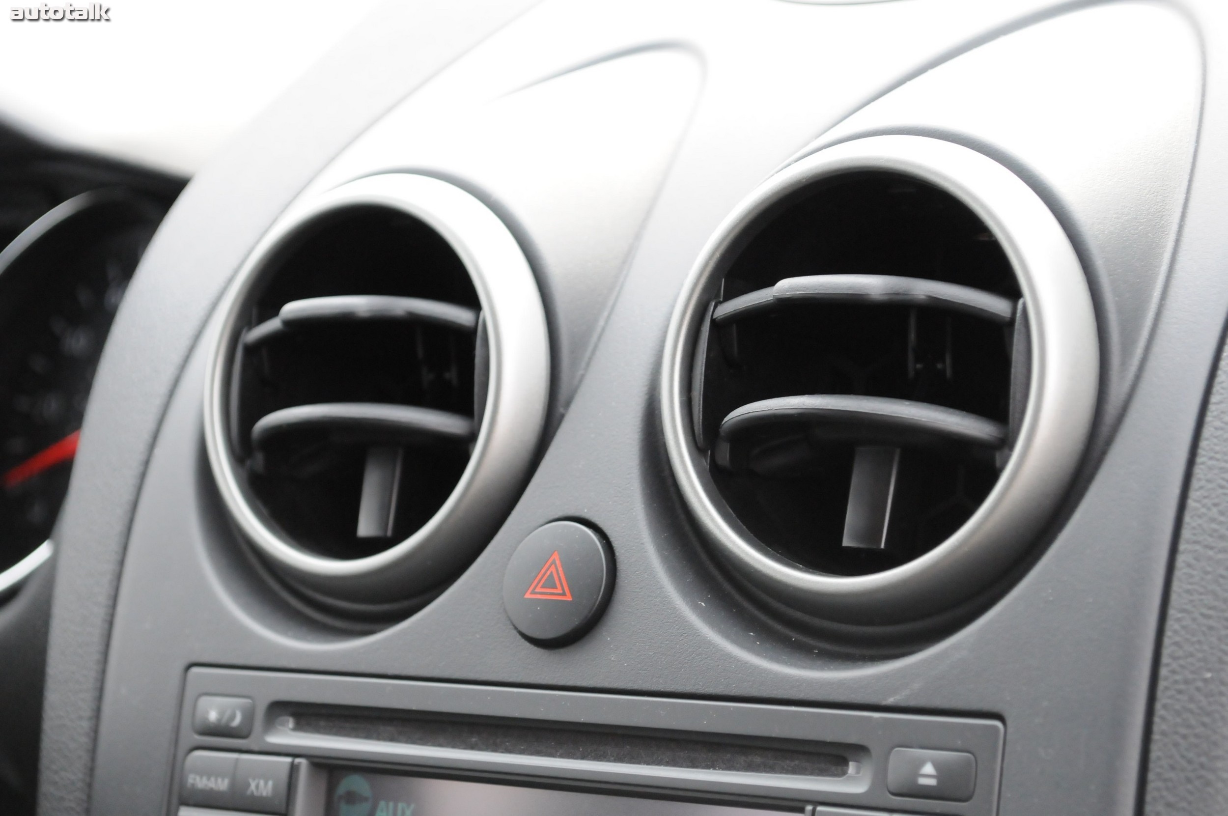 2011 Nissan Rogue Review