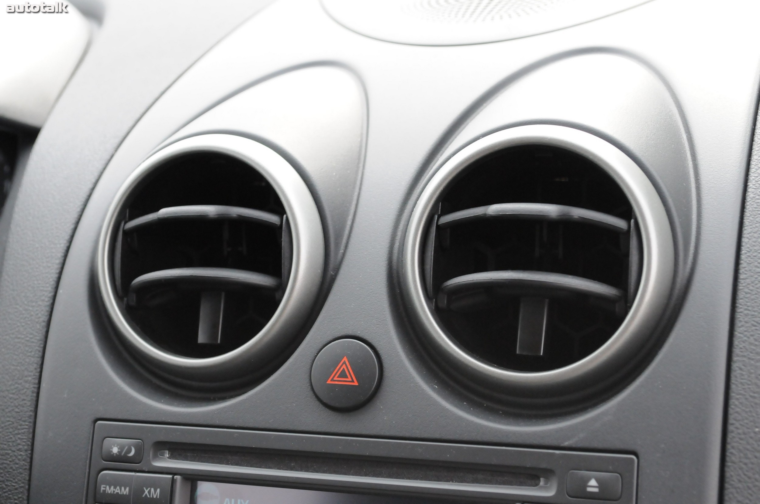 2011 Nissan Rogue Review