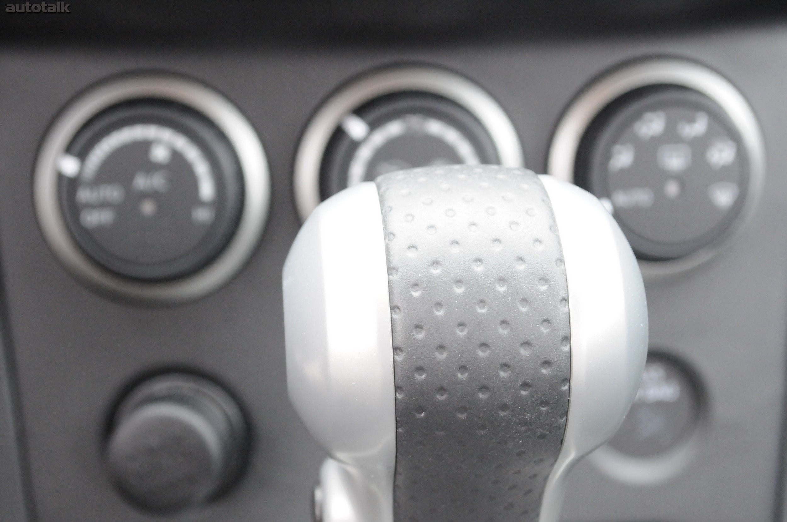 2011 Nissan Rogue Review