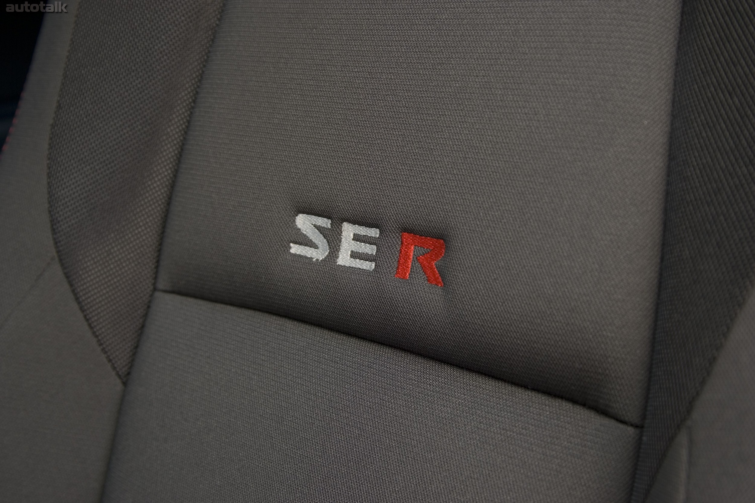 2011 Nissan Sentra SE-R