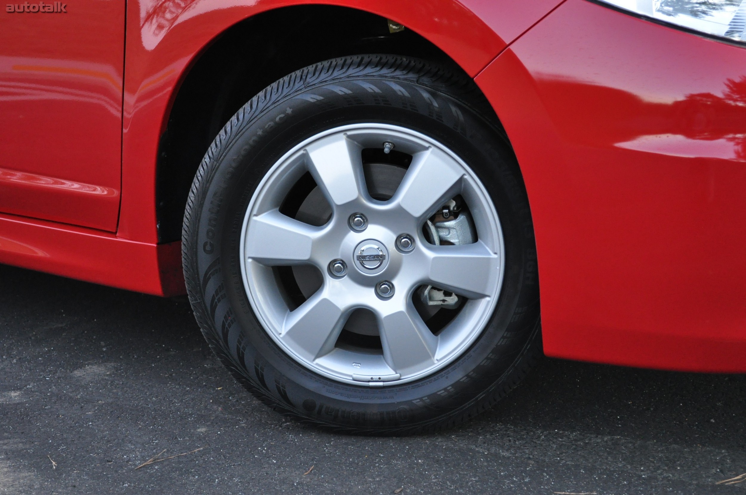 2011 Nissan Versa Review