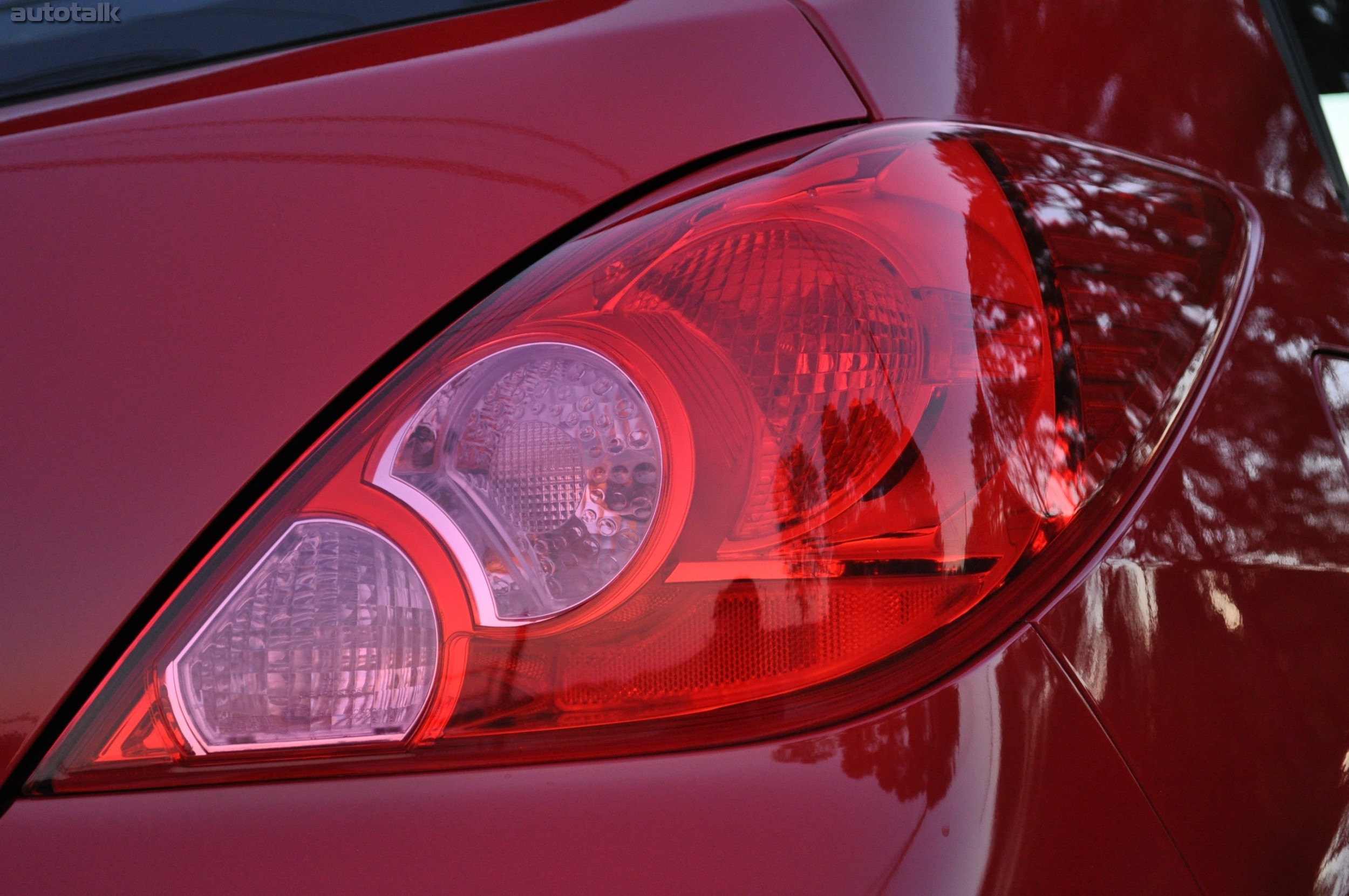 2011 Nissan Versa Review