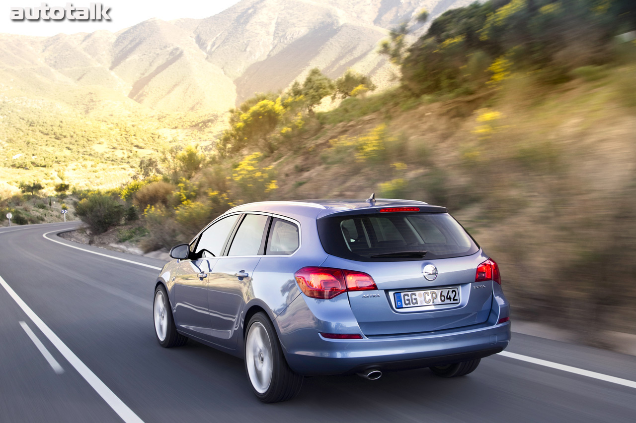 2011 Opel Astra Sports Tourer