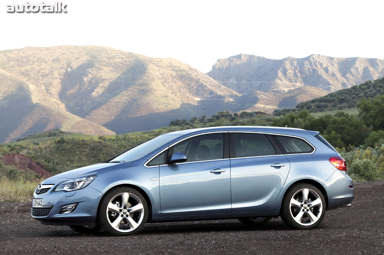 2011 Opel Astra Sports Tourer