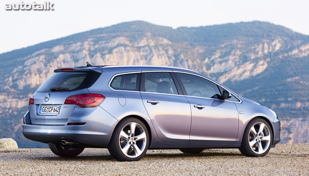 2011 Opel Astra Sports Tourer