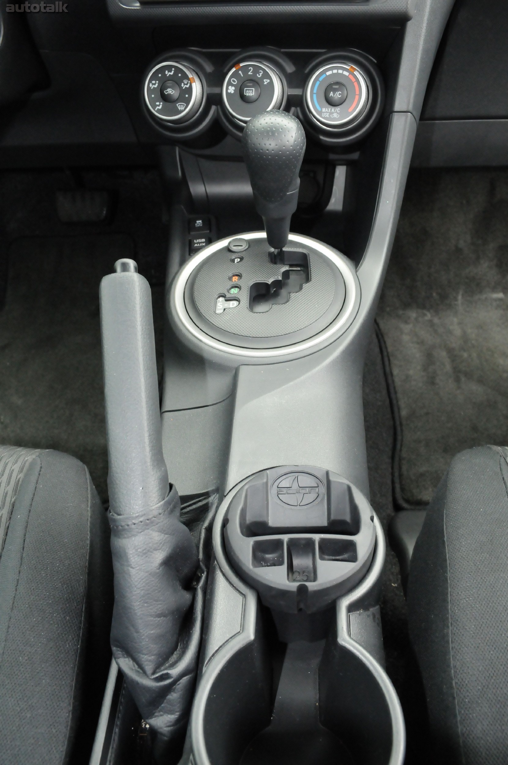 2011 Scion tC Review