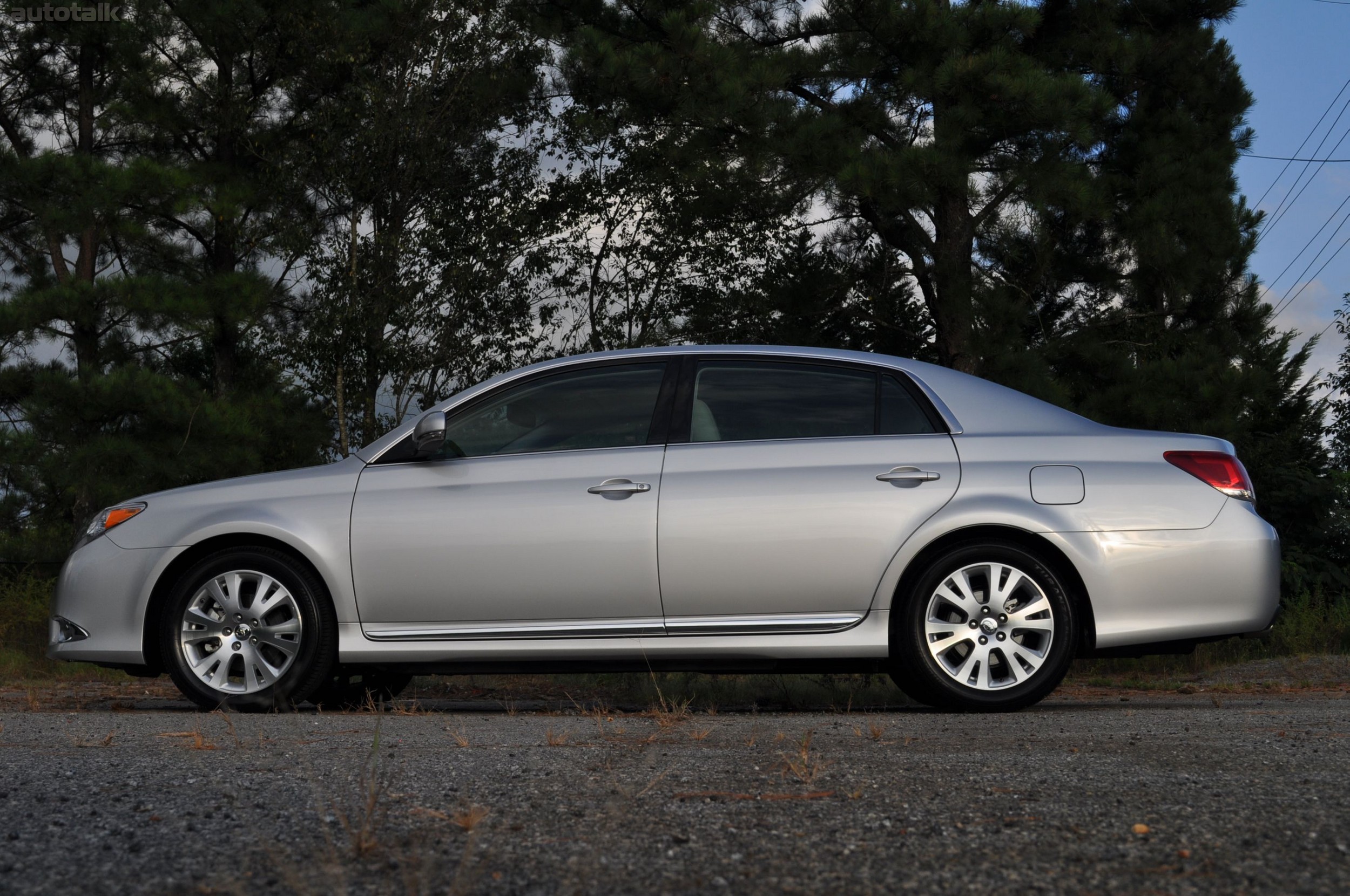2011 Toyota Avalon Review