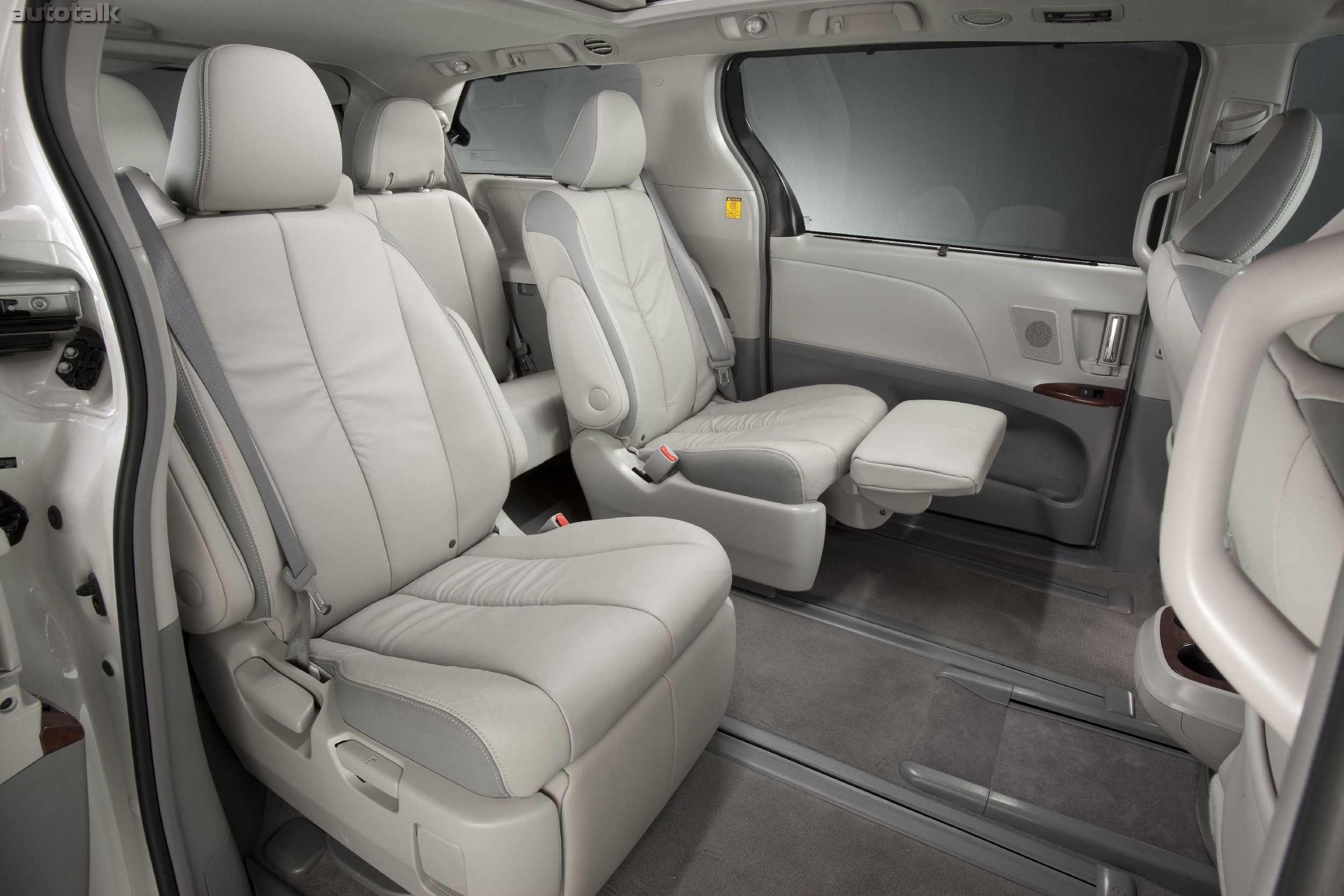 2011 Toyota Sienna Limited