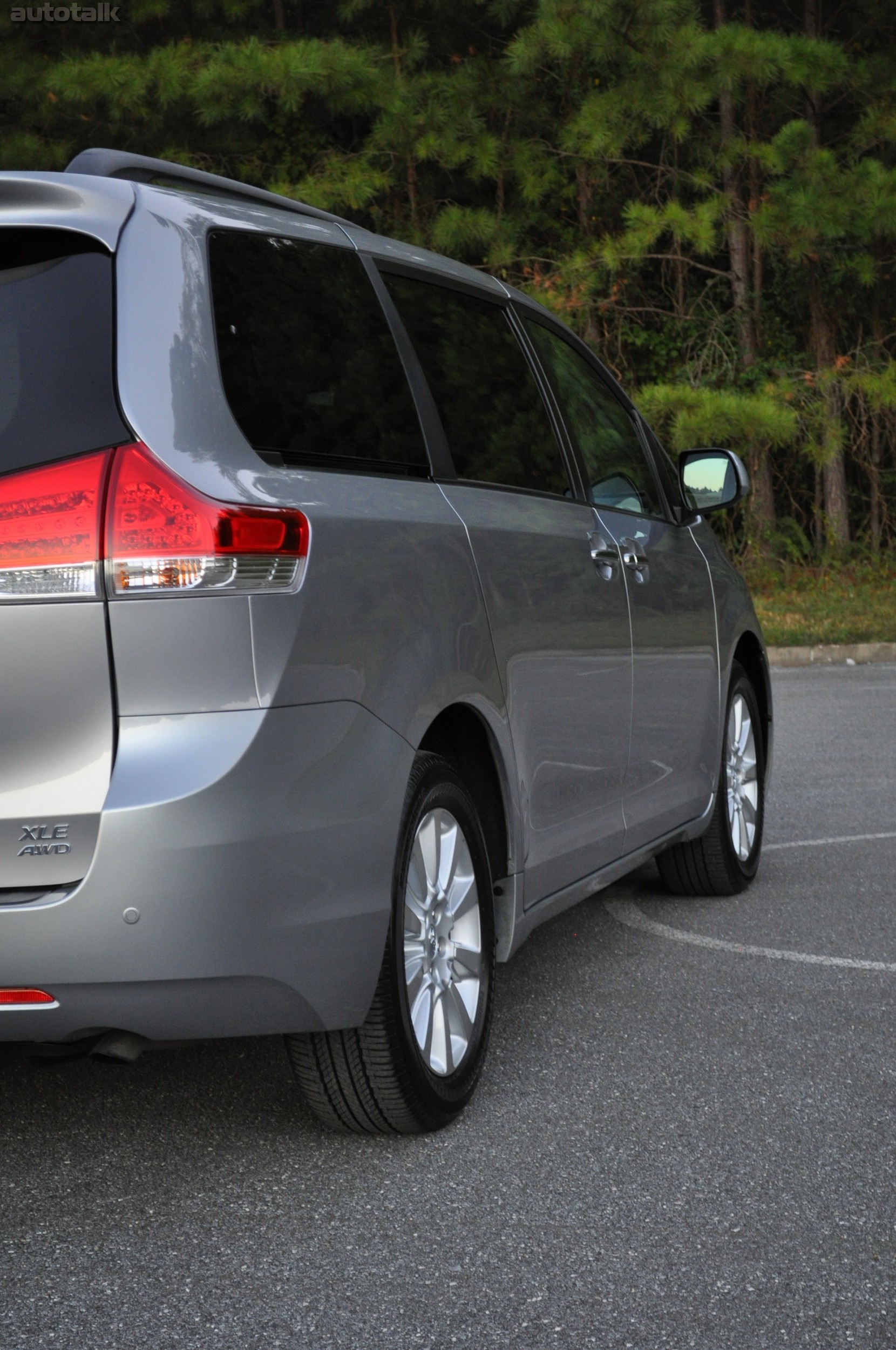 2011 Toyota Sienna Review