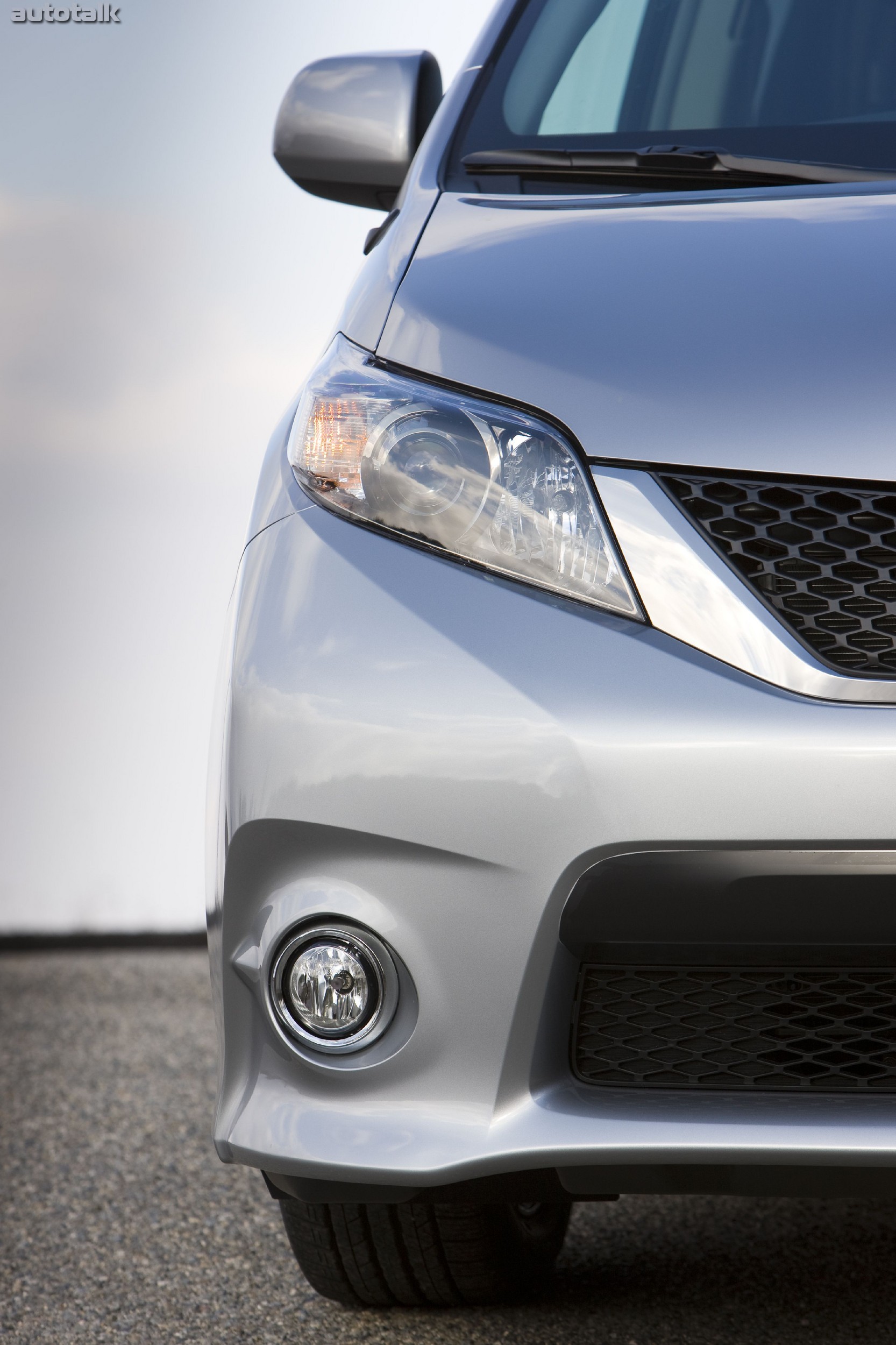 2011 Toyota Sienna SE