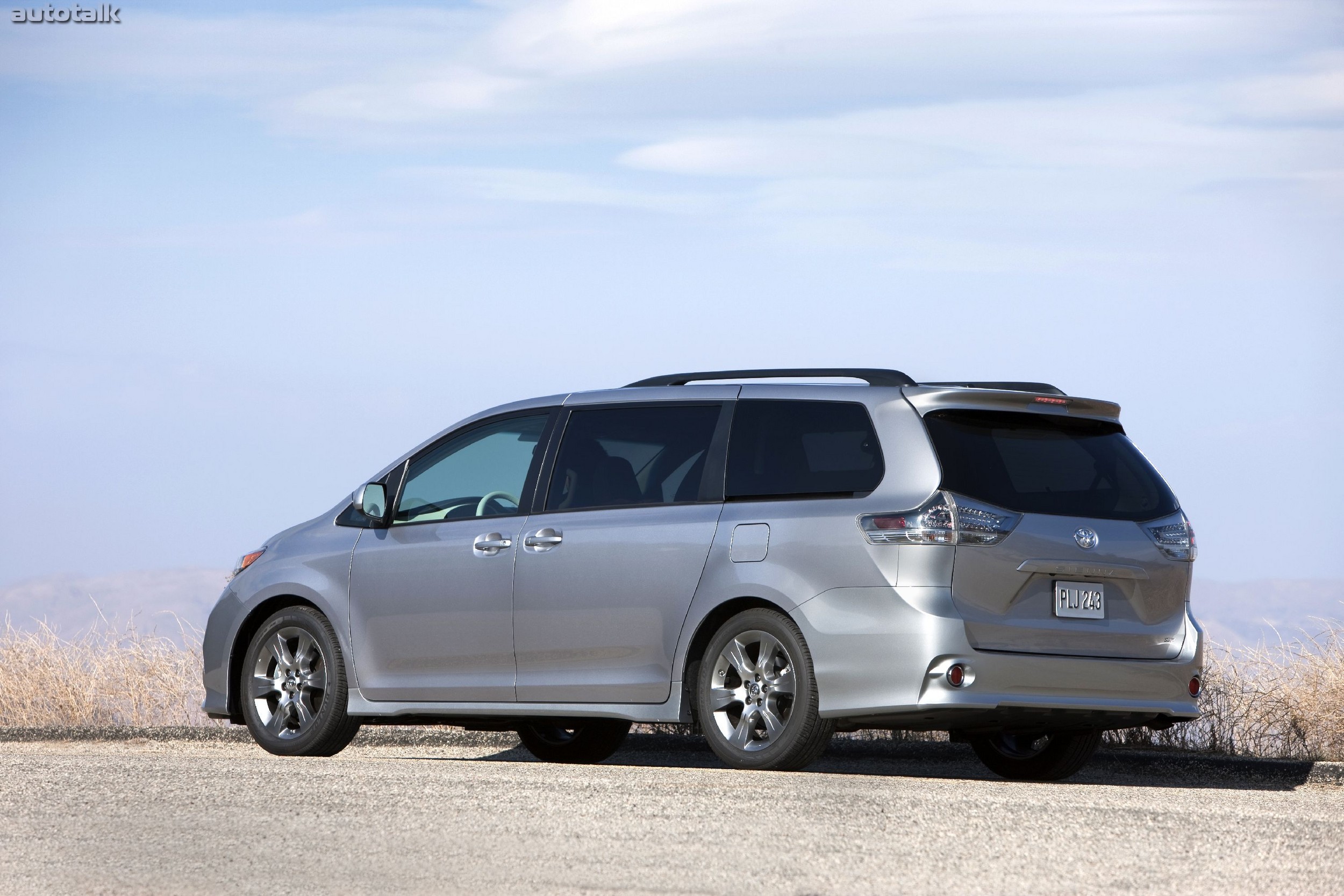2011 Toyota Sienna SE