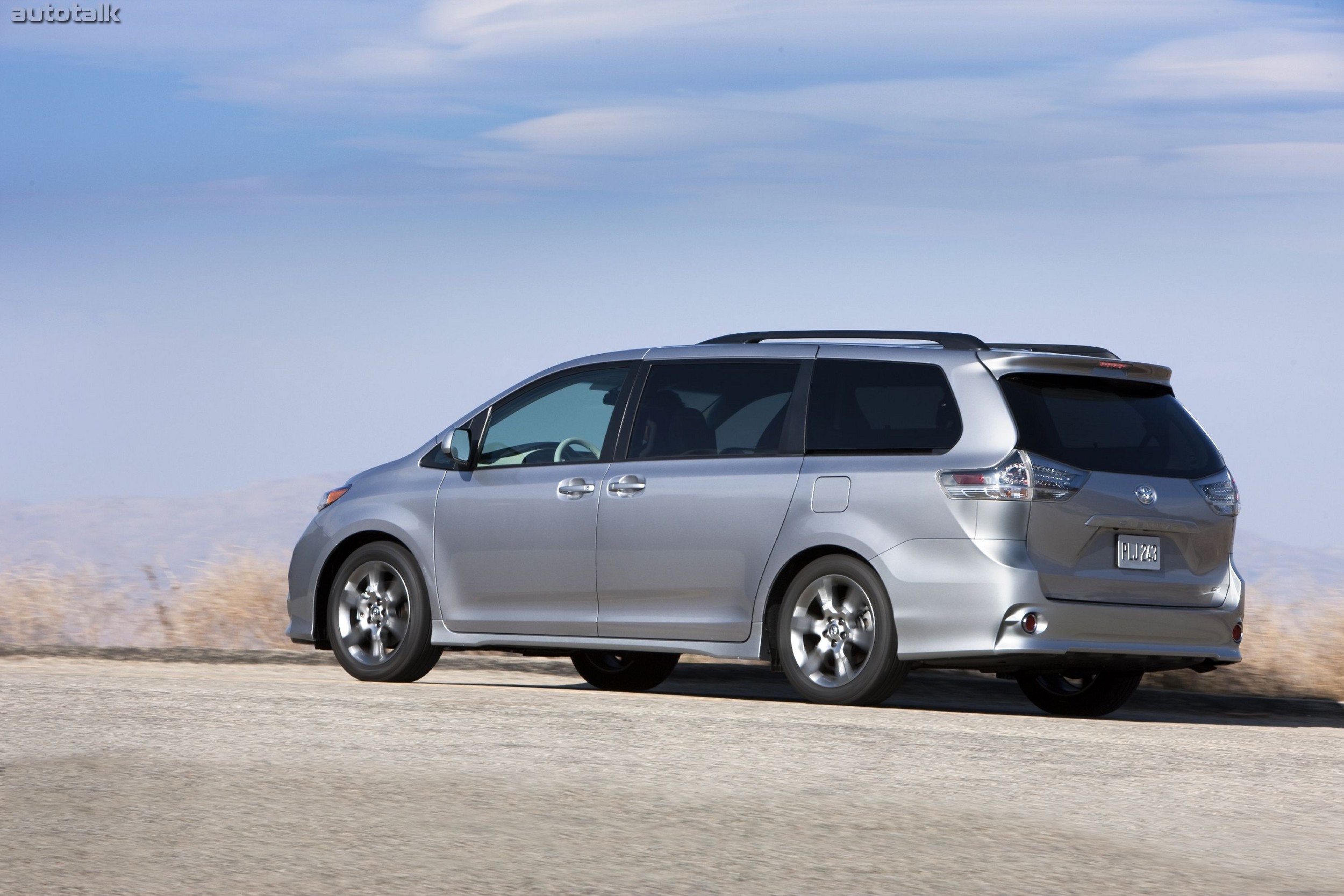 2011 Toyota Sienna SE