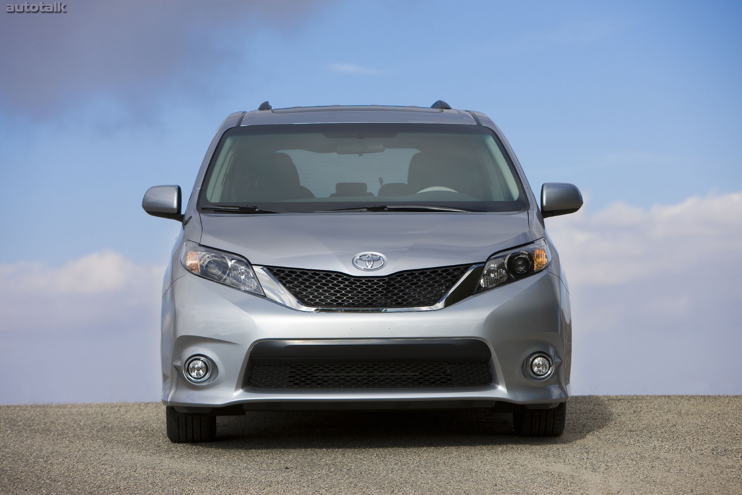2011 Toyota Sienna SE