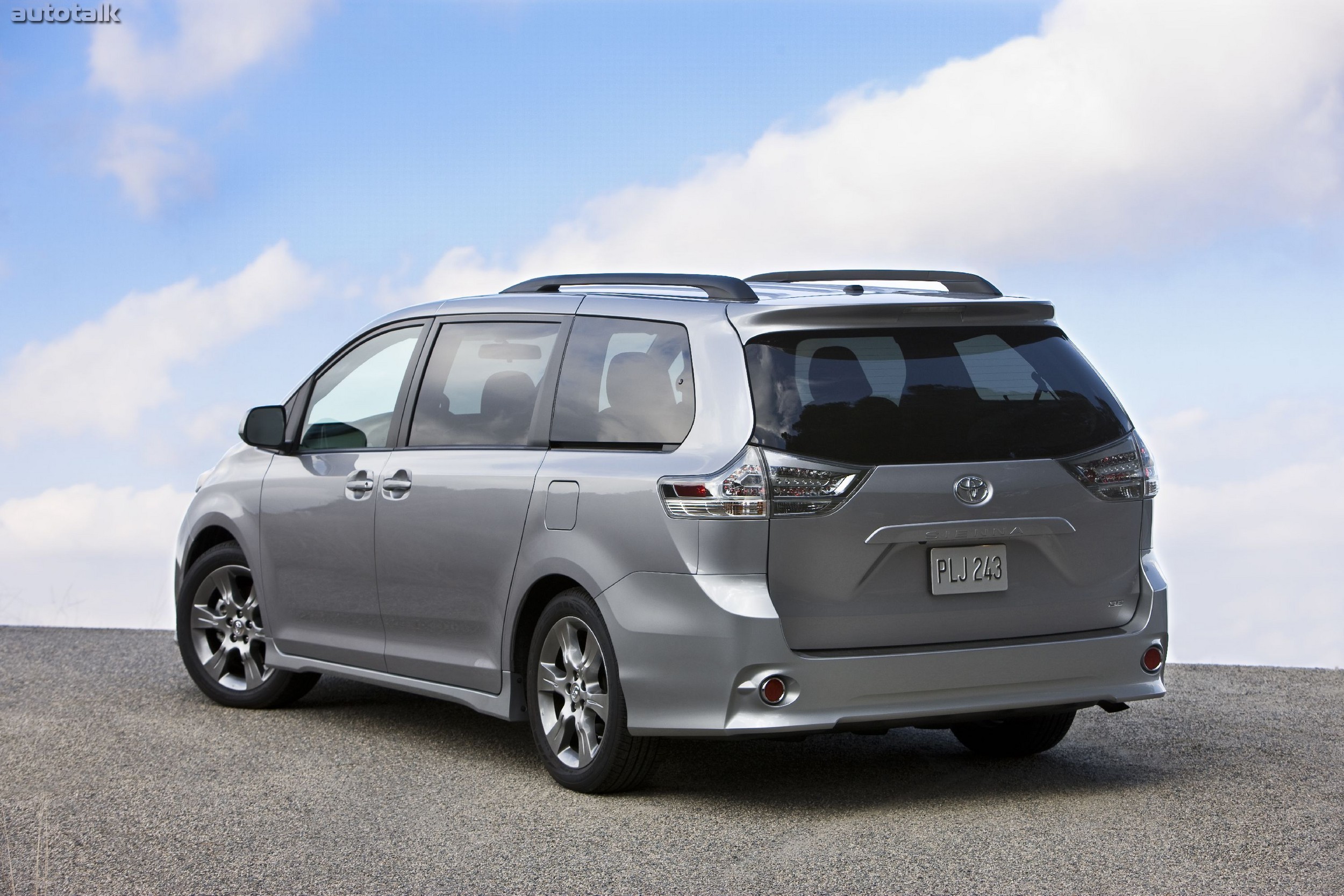 2011 Toyota Sienna SE