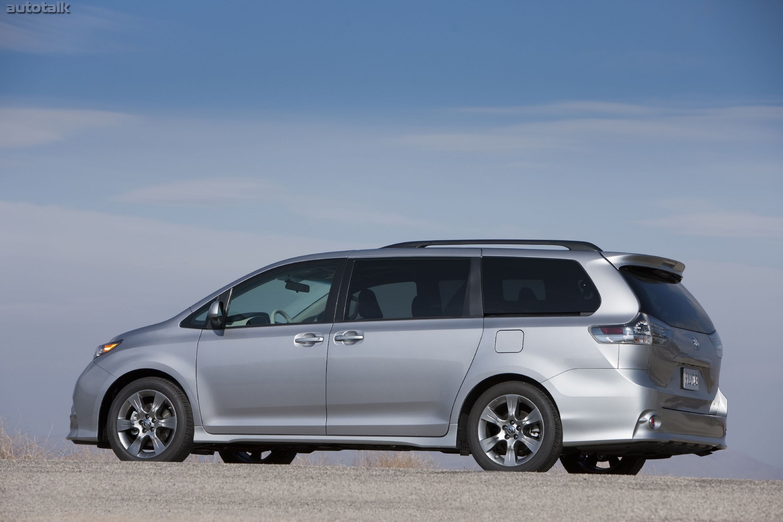 2011 Toyota Sienna SE