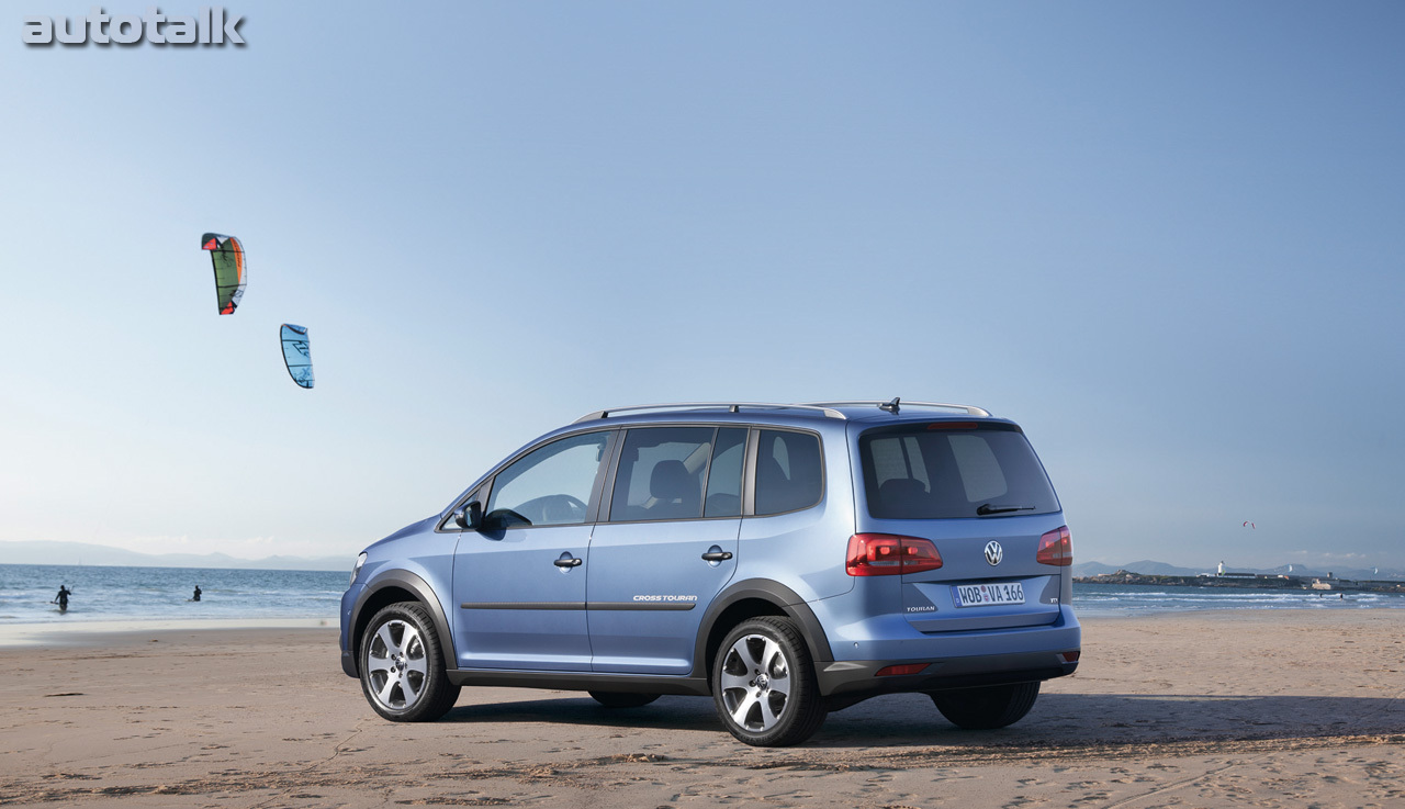 2011 Volkswagen CrossTouran