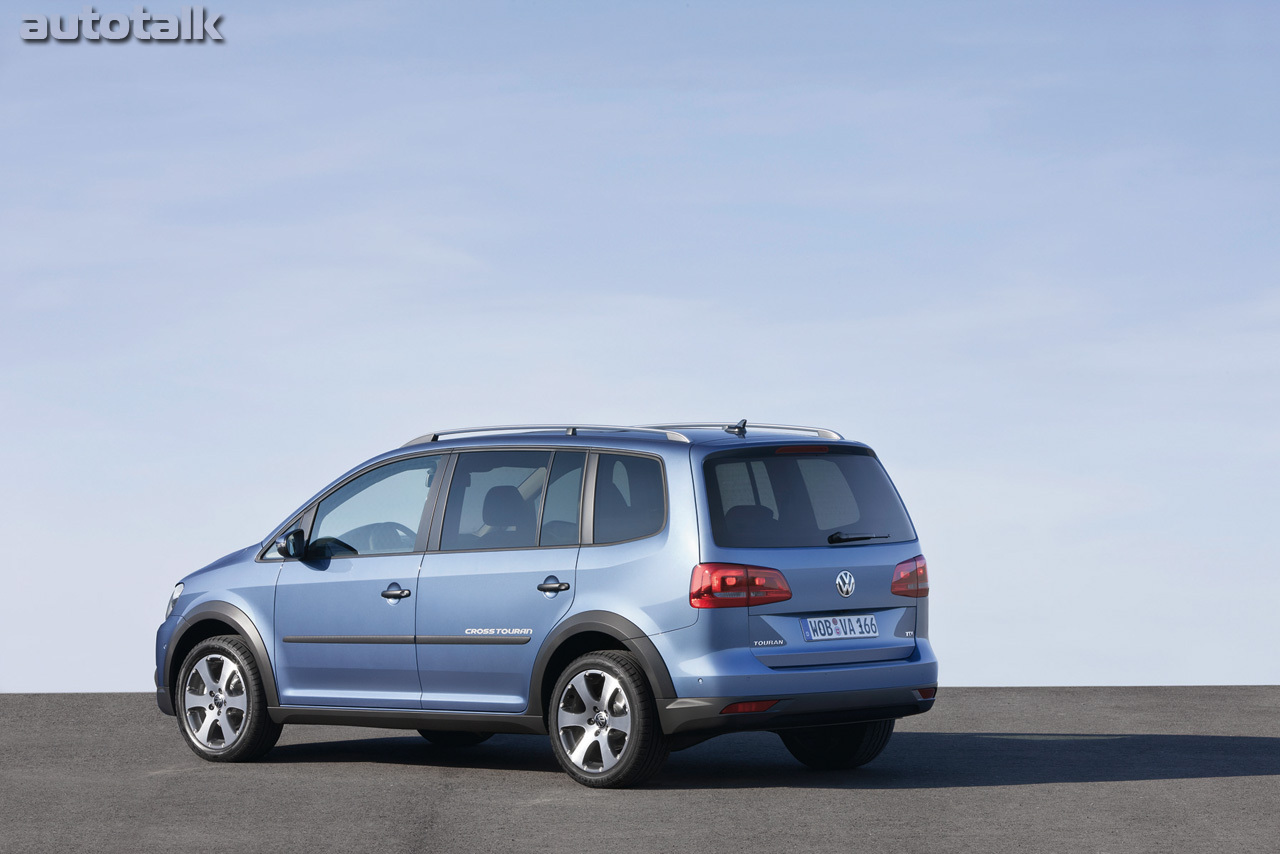 2011 Volkswagen CrossTouran