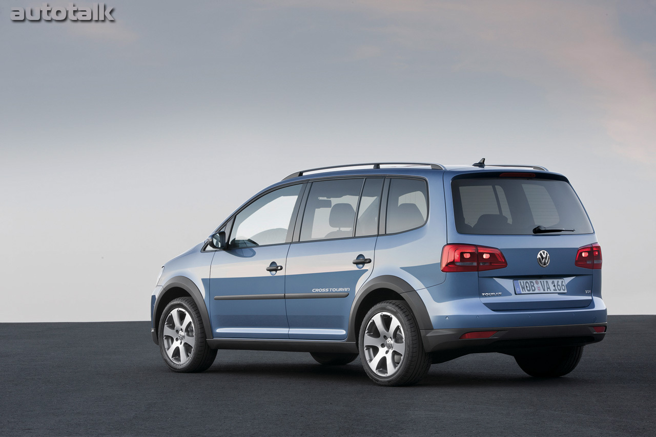 2011 Volkswagen CrossTouran