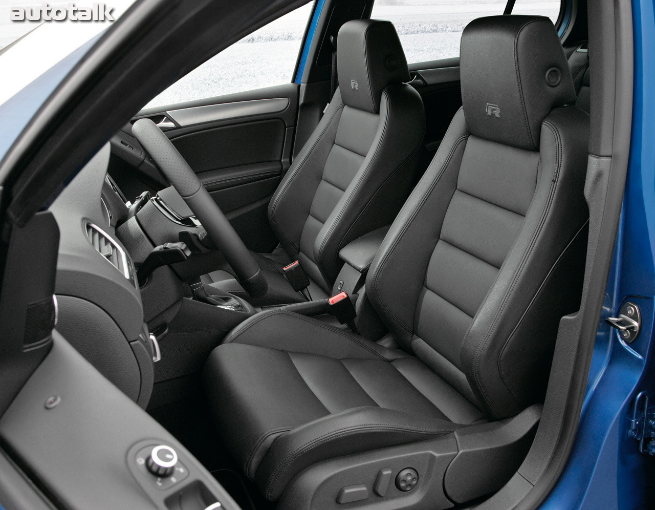 2011 Volkswagen Golf R20