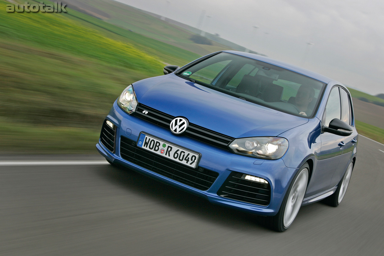 2011 Volkswagen Golf R20