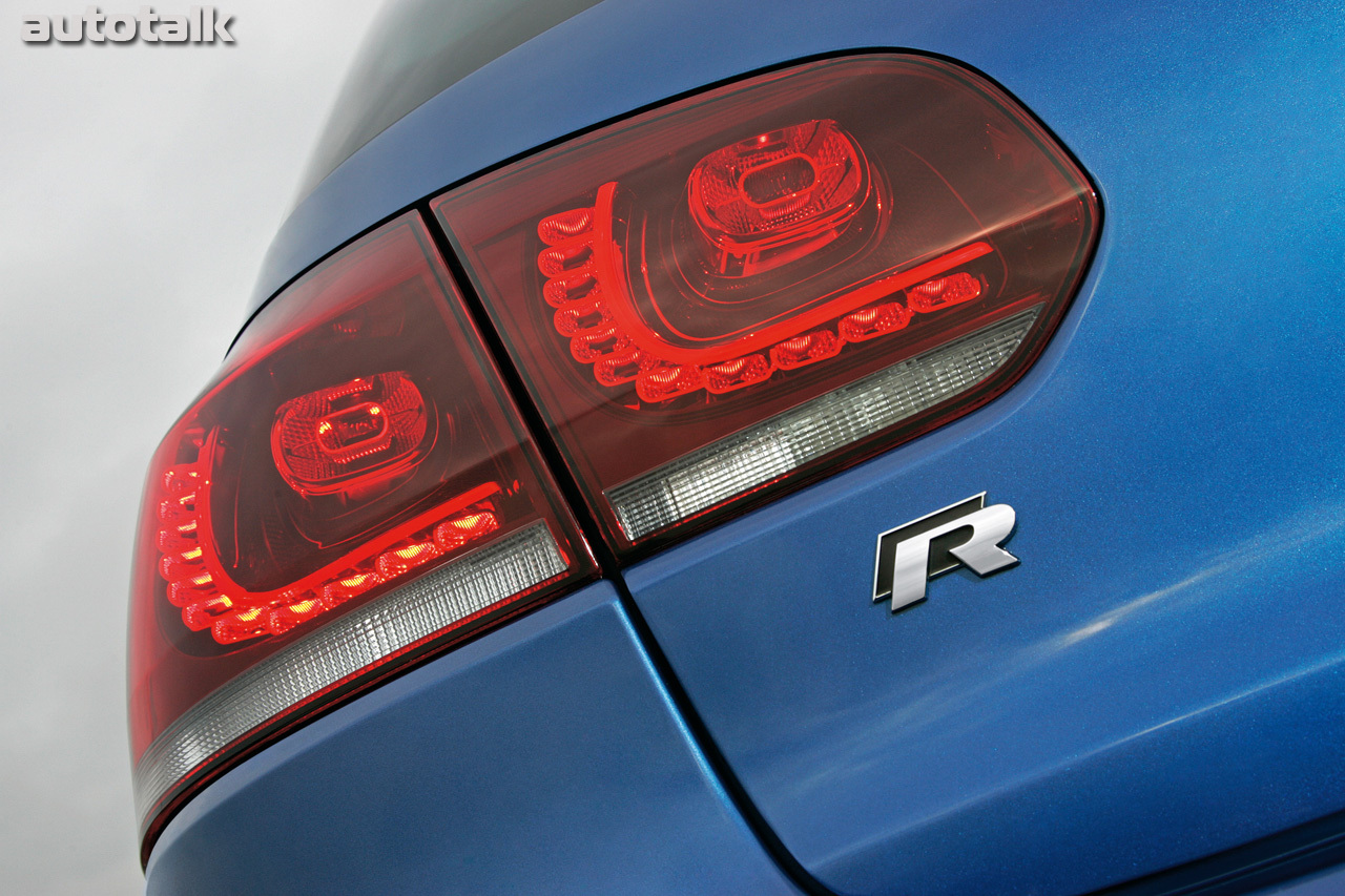 2011 Volkswagen Golf R20