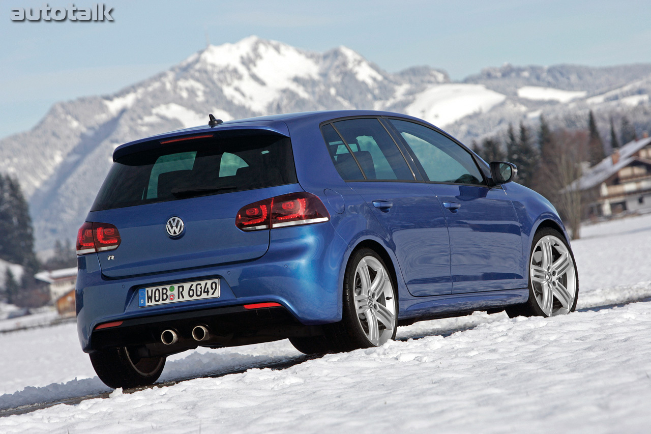 2011 Volkswagen Golf R20
