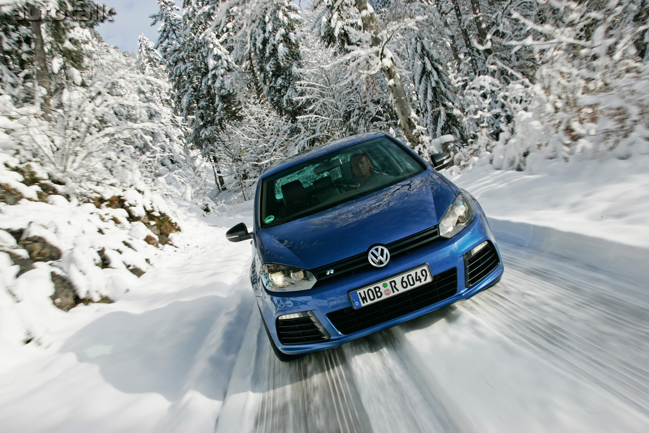 2011 Volkswagen Golf R20