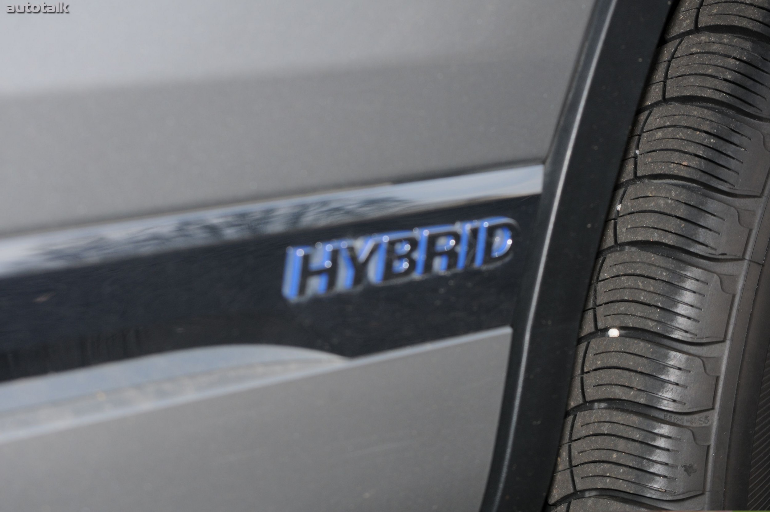 2011 Volkswagen Touareg Review