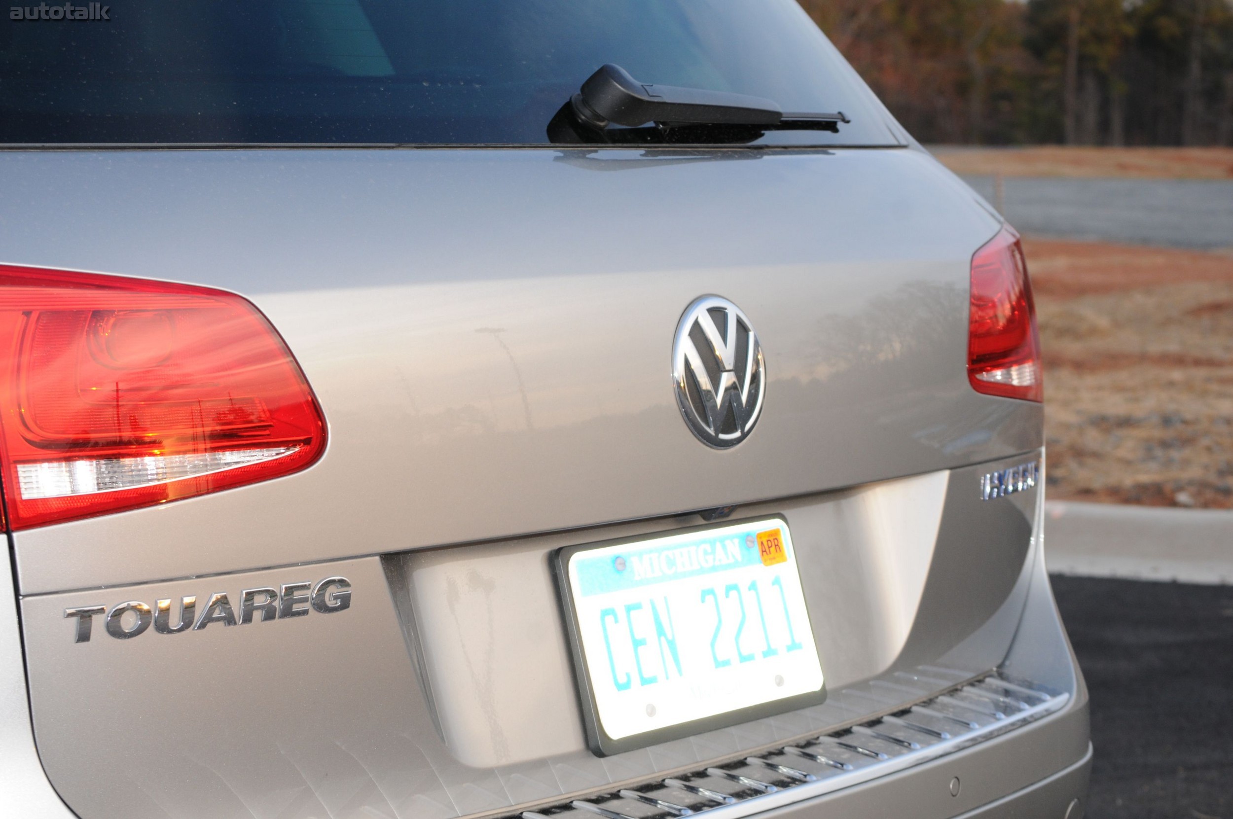 2011 Volkswagen Touareg Review