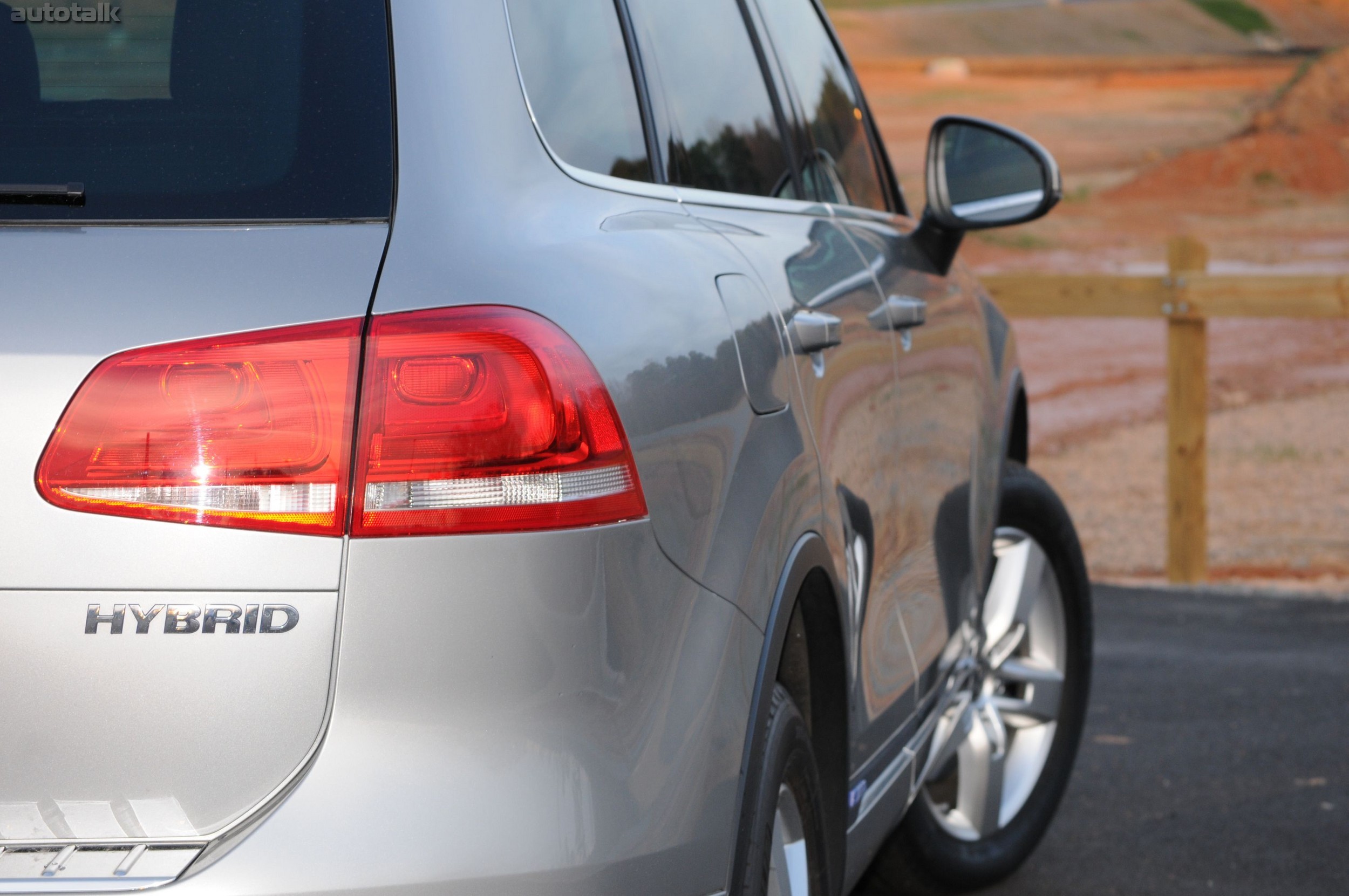 2011 Volkswagen Touareg Review