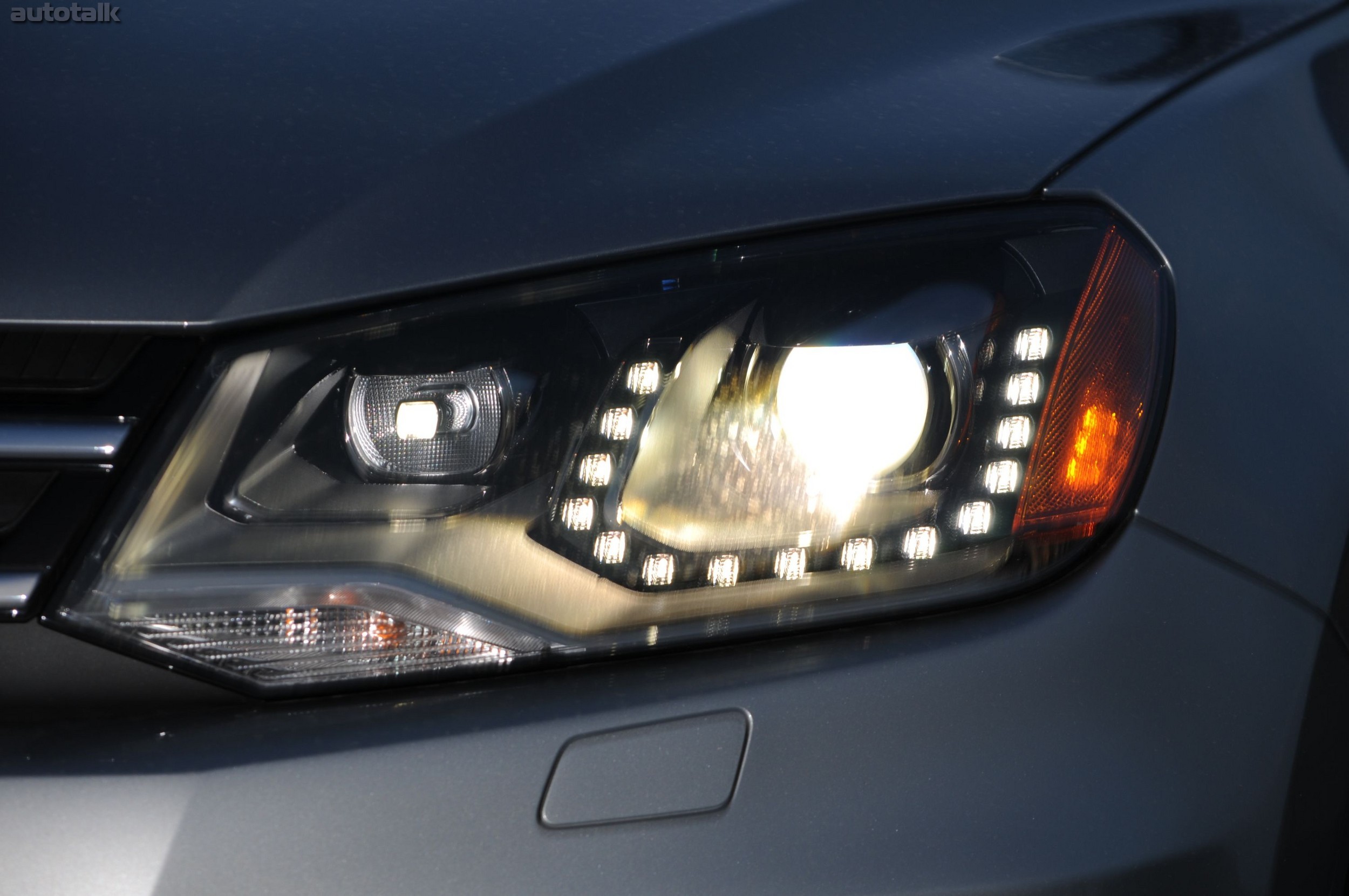 2011 Volkswagen Touareg Review