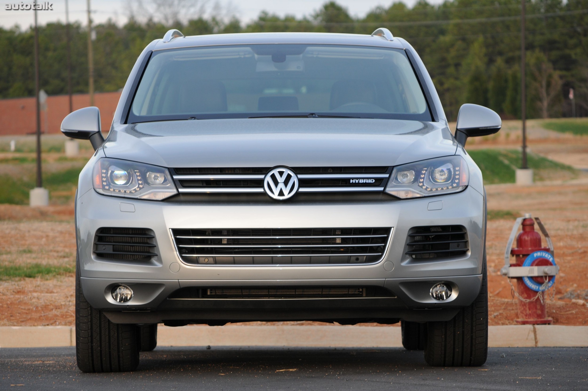 2011 Volkswagen Touareg Review