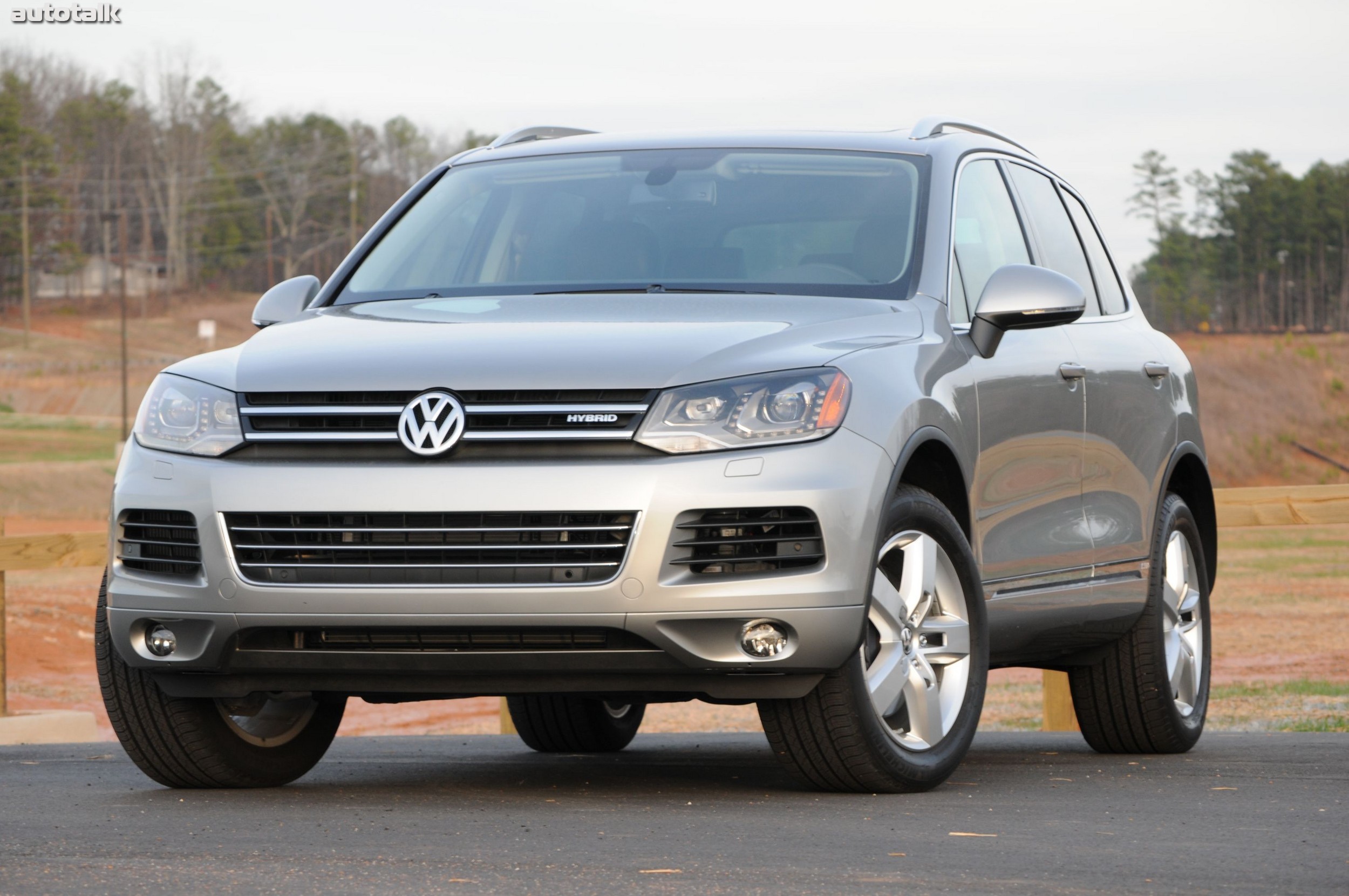 2011 Volkswagen Touareg Review