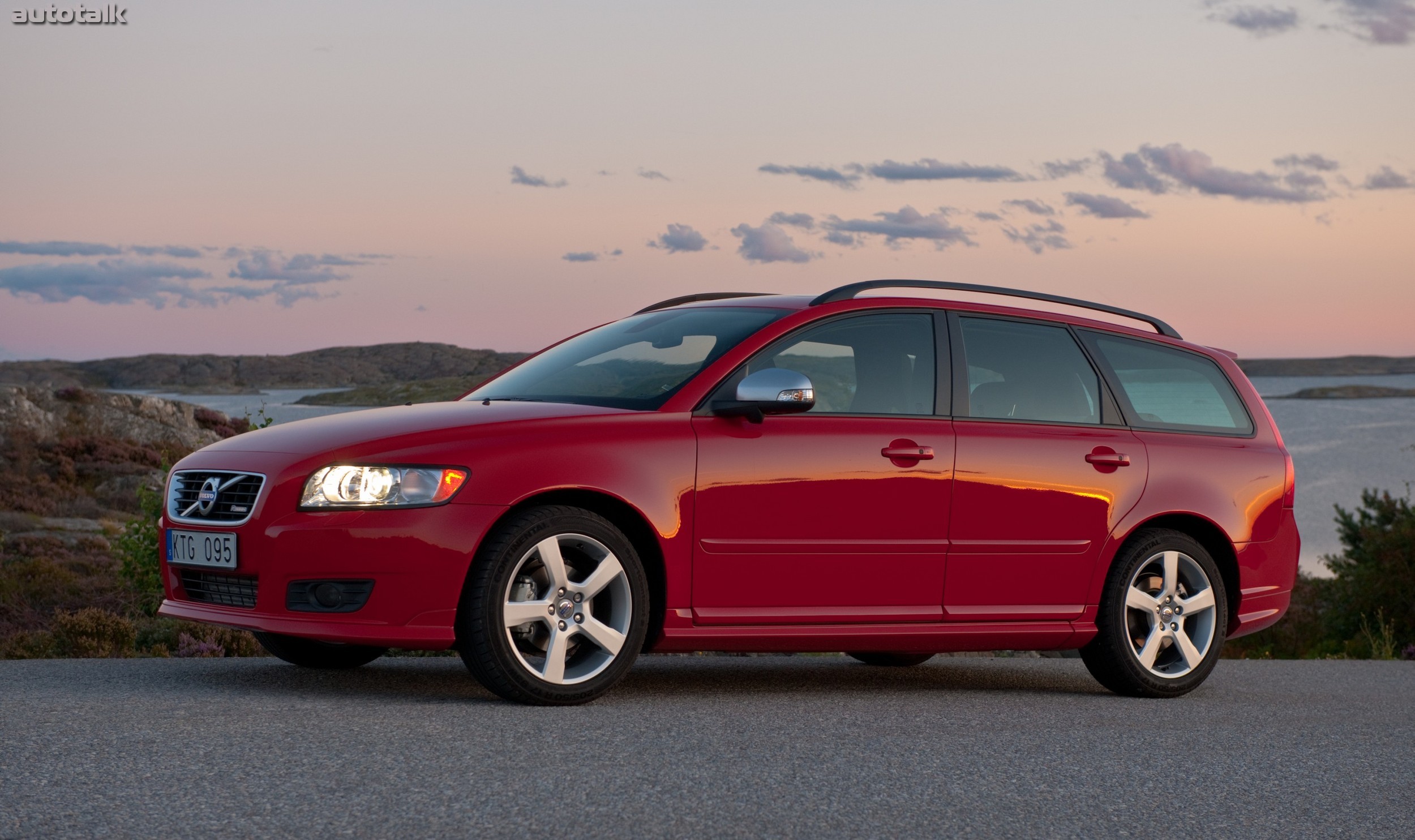 2011 Volvo V50