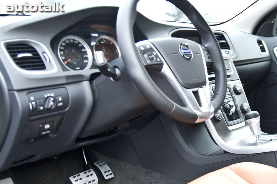 2011 Volvo V60 by Heico Sportiv