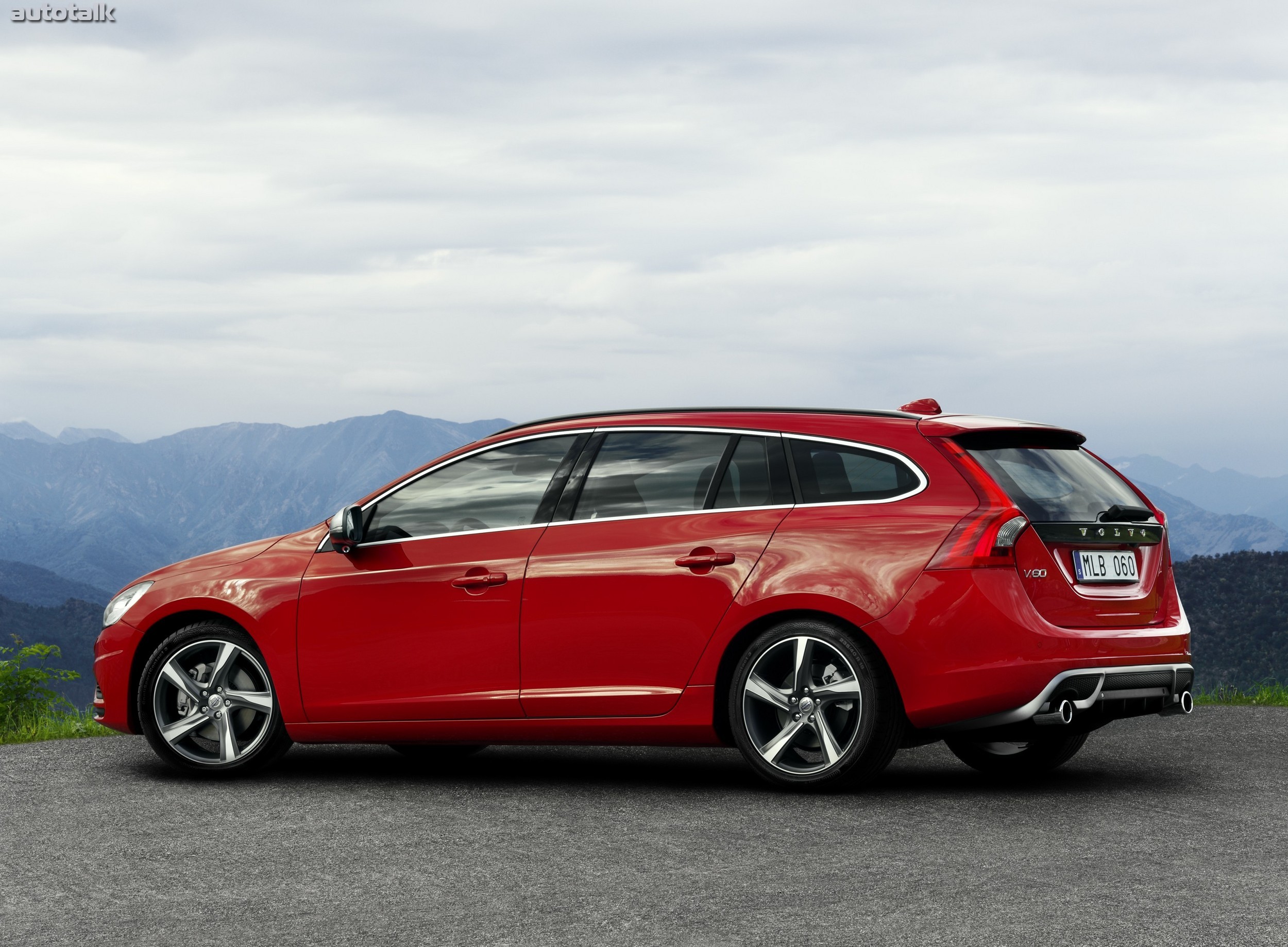 2011 Volvo V60 R-Design