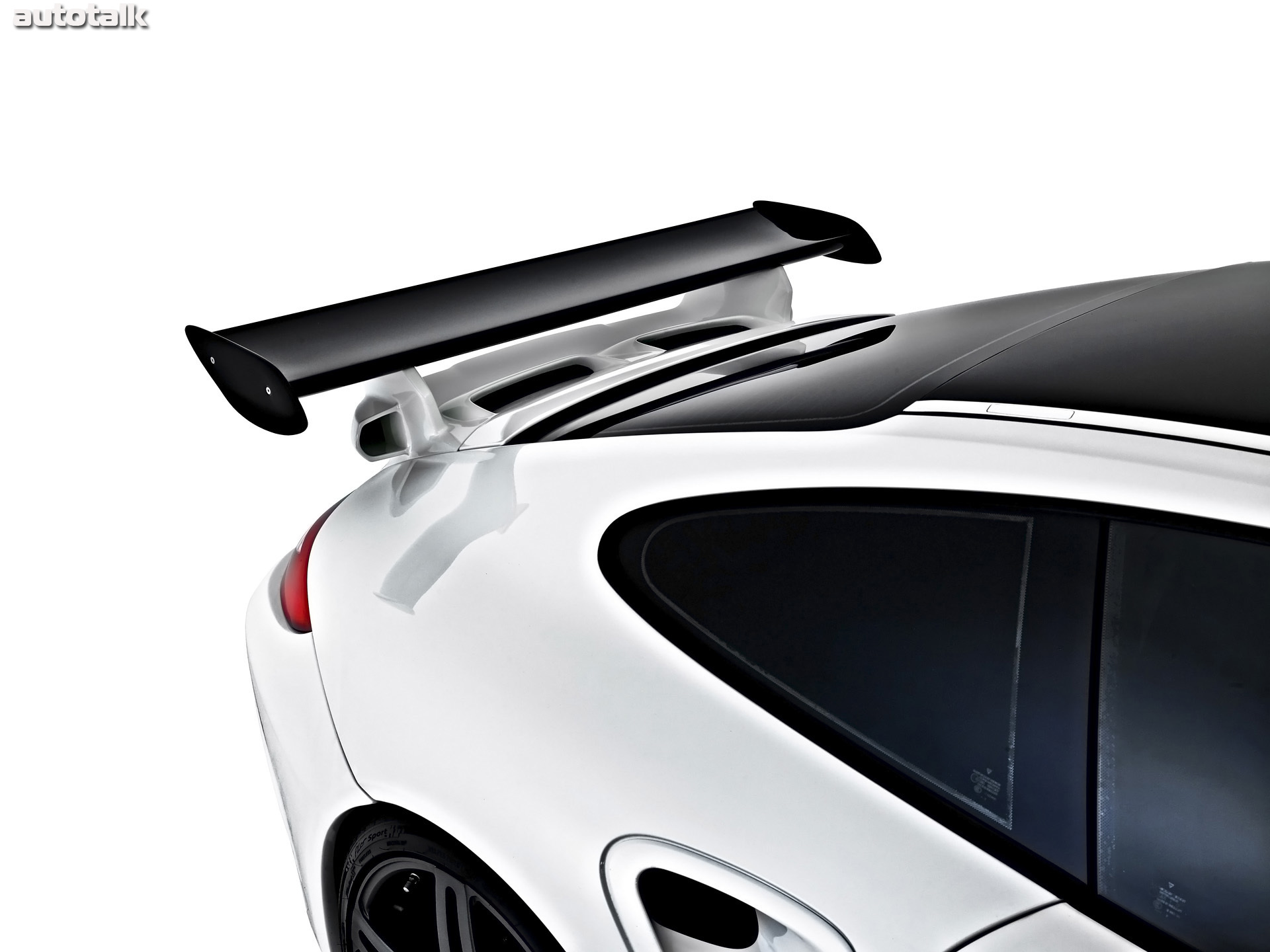 2011 Vorsteiner Porsche 911 Turbo V-RT