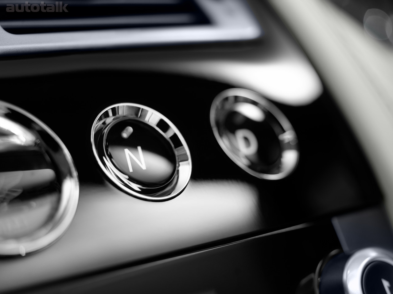 2012 Aston Martin Virage Volante