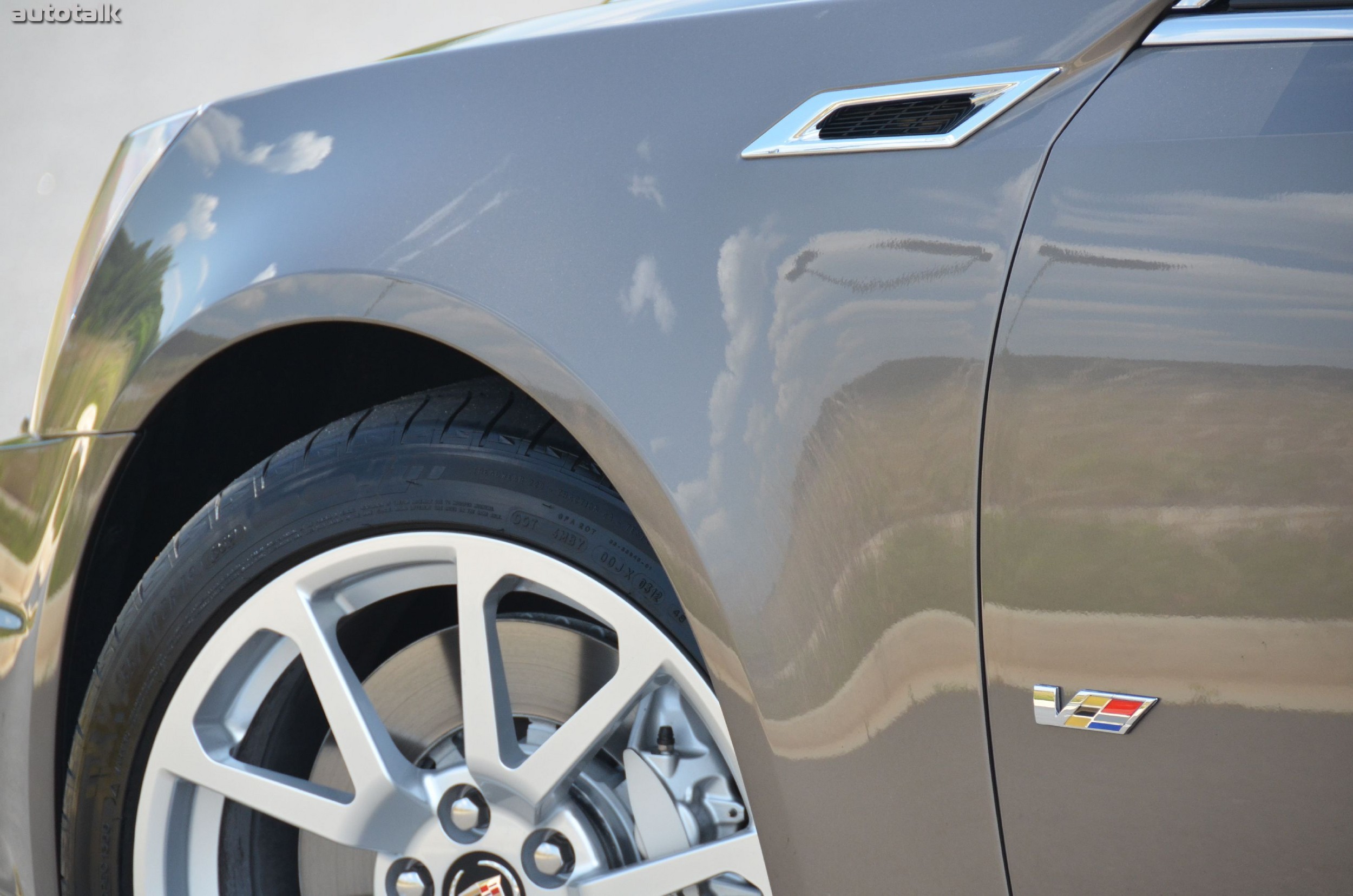 2012 Cadillac CTS-V Sedan Review