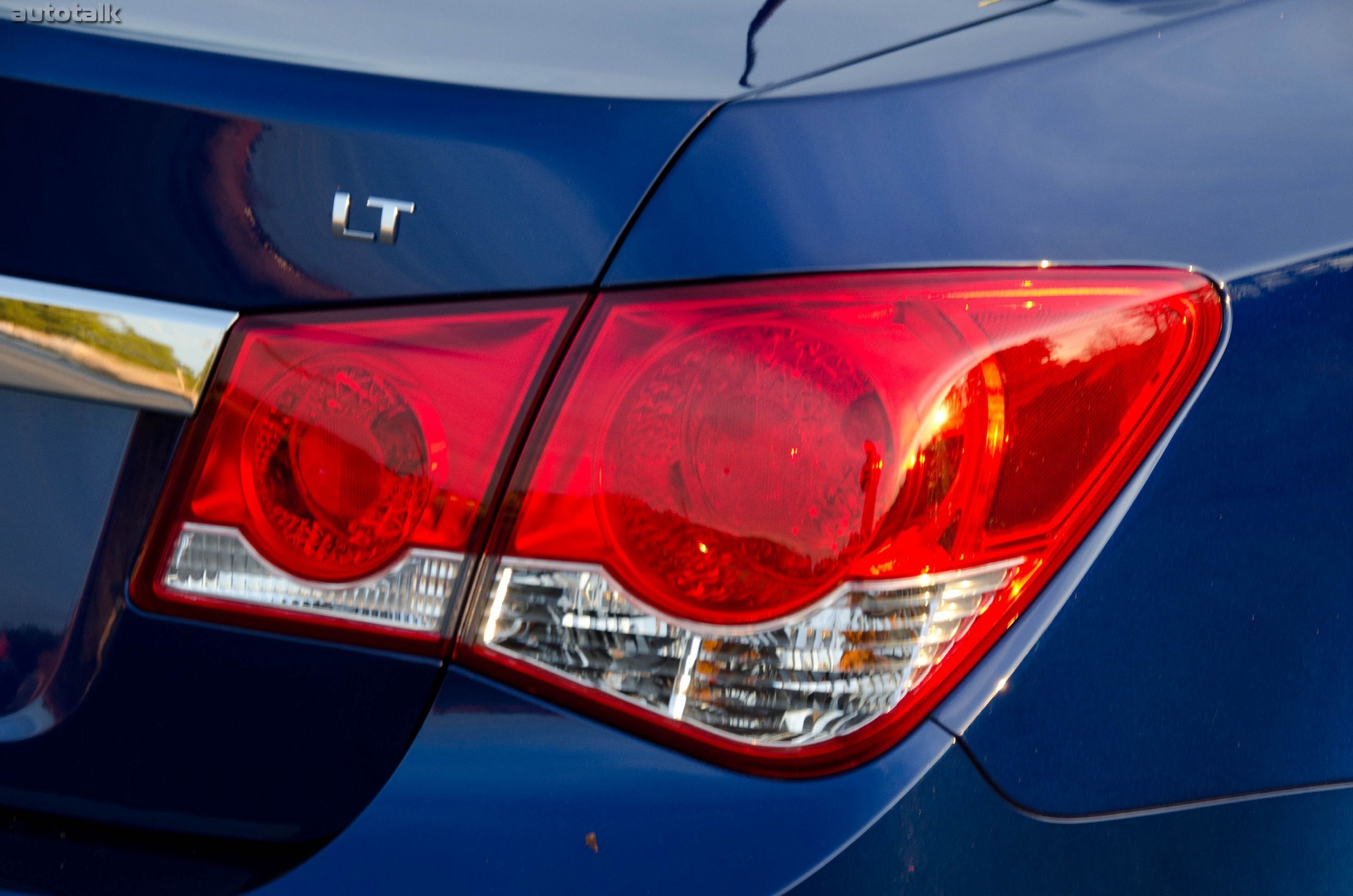 2012 Chevrolet Cruze Review